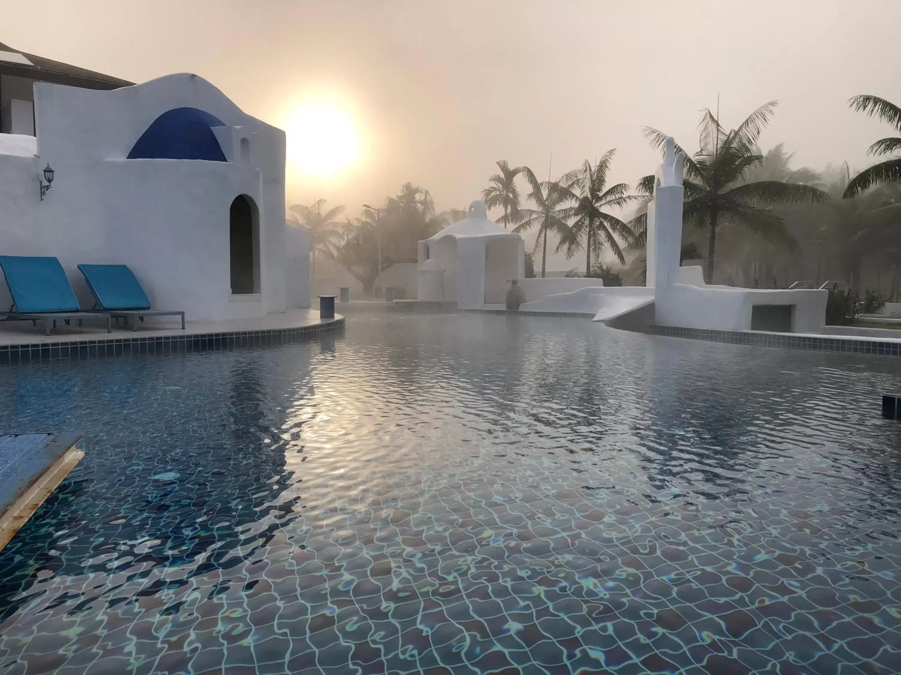 Winter, Swimming Pool in The Oia Pai Resort