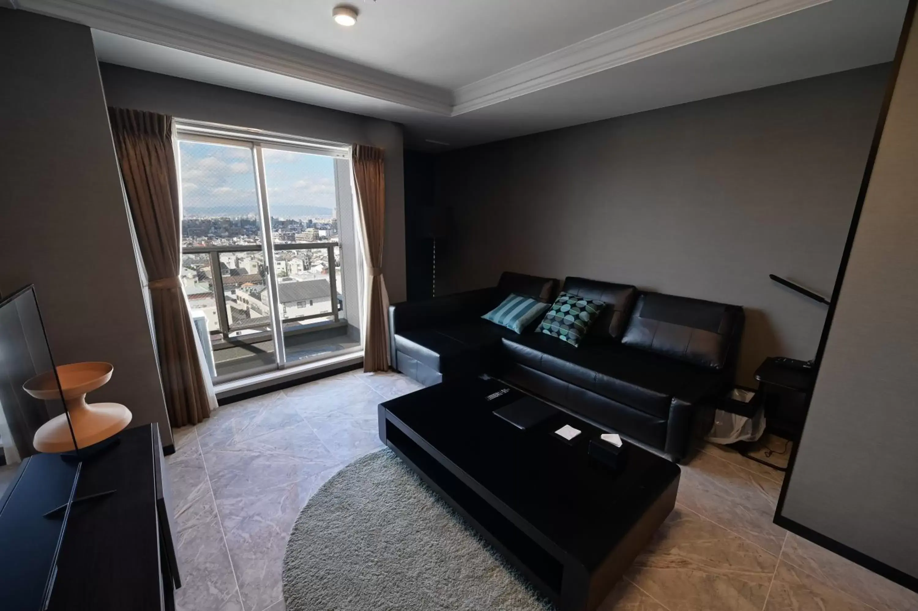 Living room, Seating Area in HOTEL STATE TENNOJI