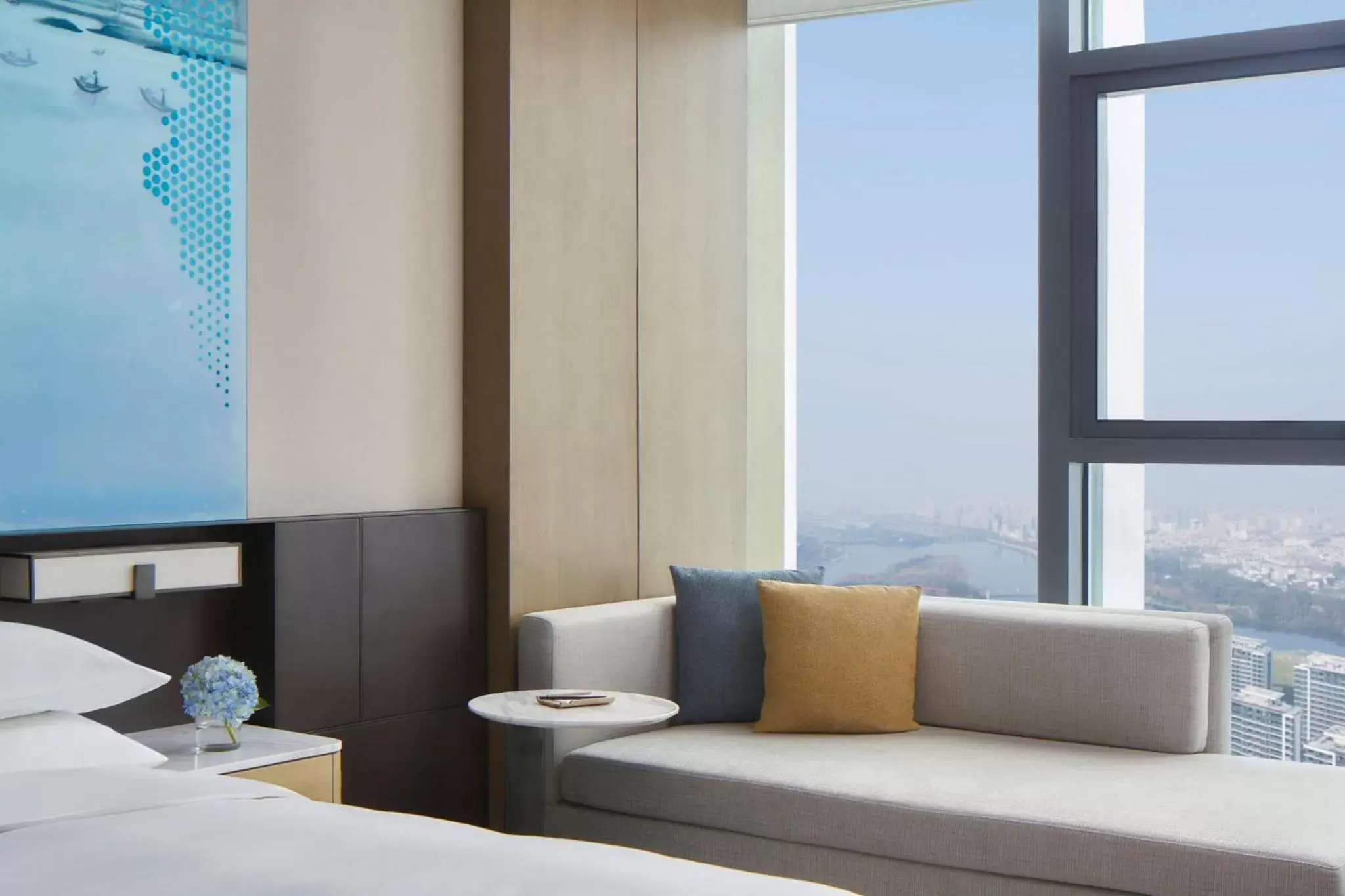 Bedroom, Seating Area in Jinhua Marriott Hotel