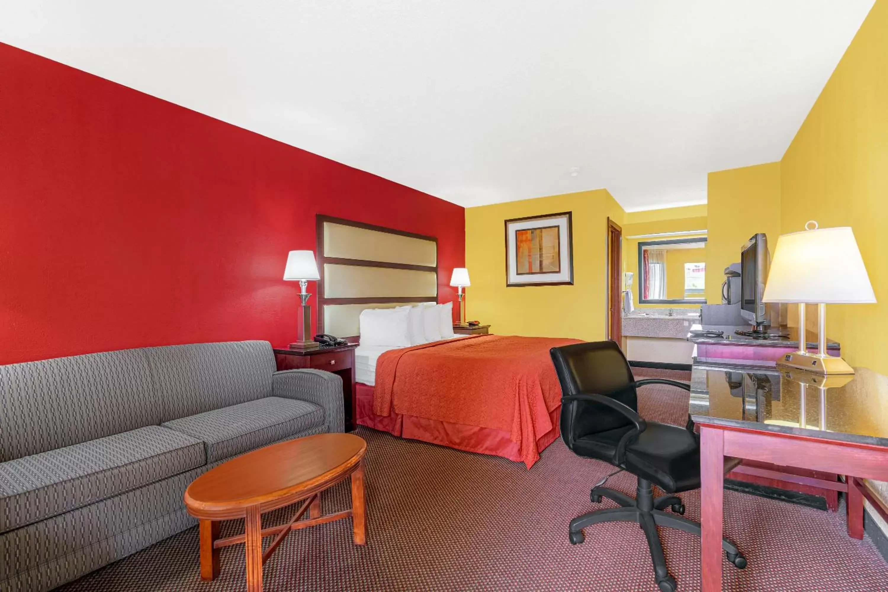 Photo of the whole room in America's Best Value Inn-Milledgeville