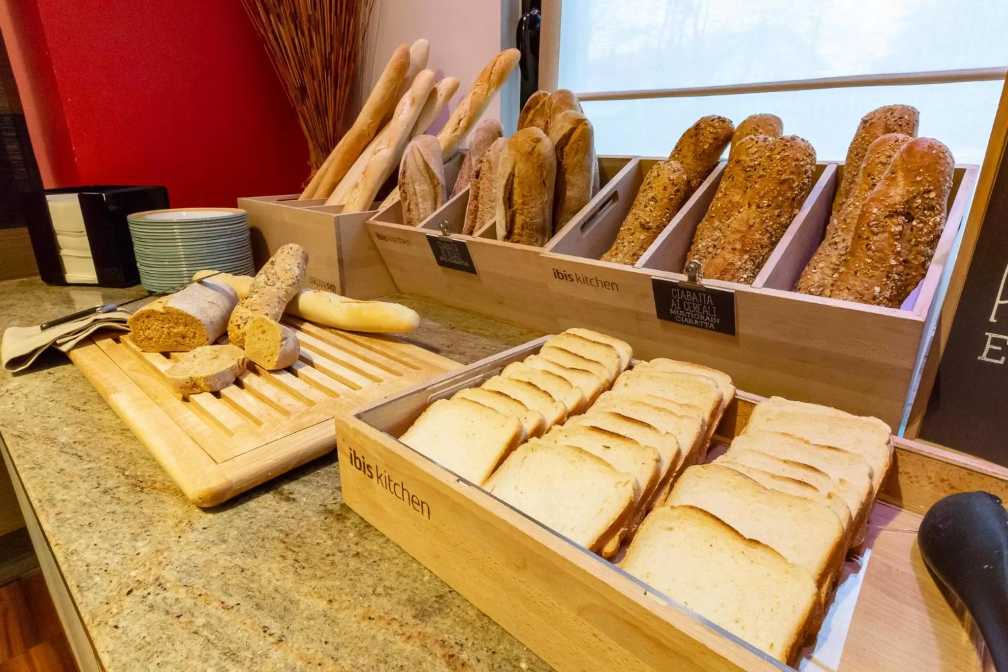 Buffet breakfast in Hotel Ibis Milano Malpensa