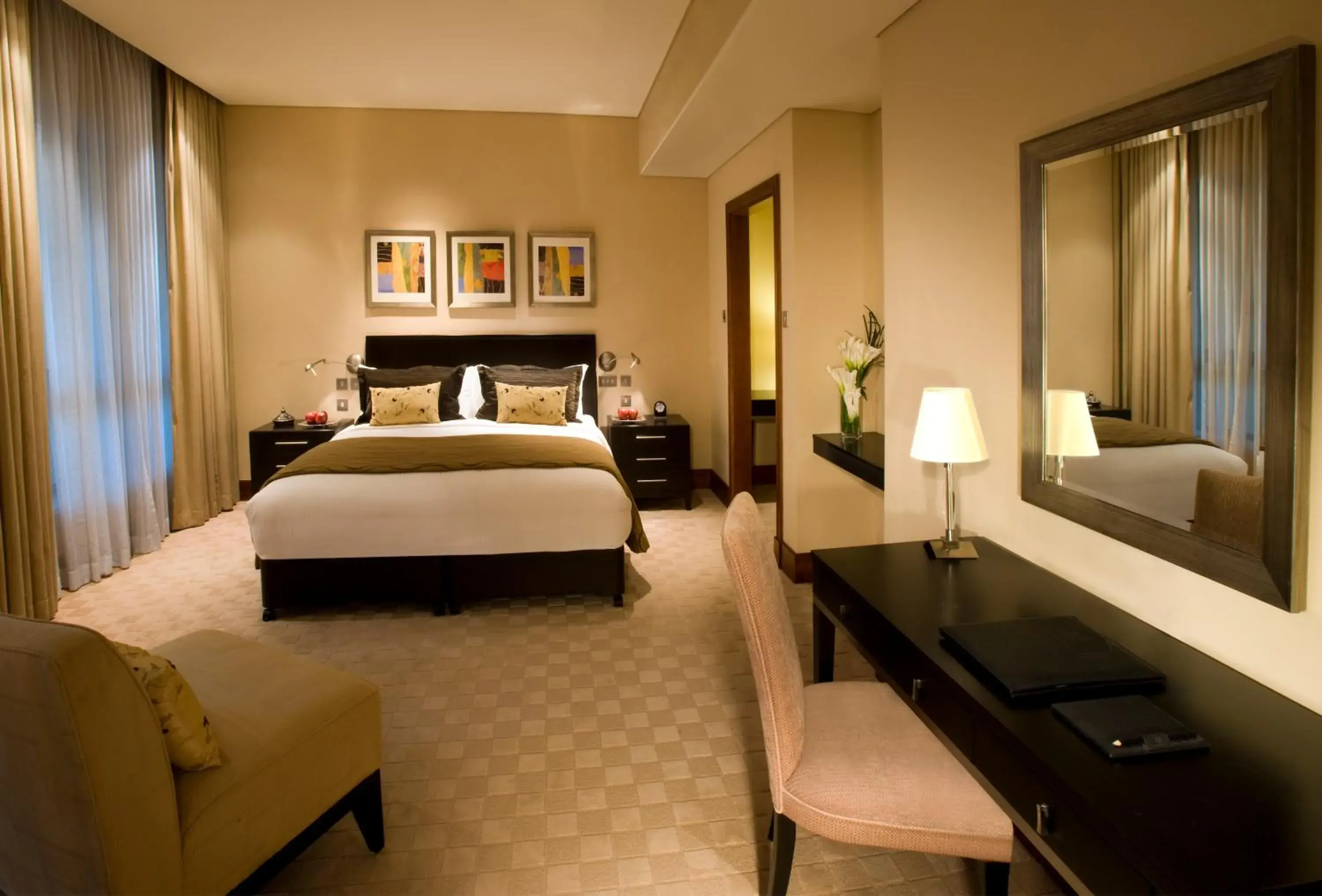 Photo of the whole room, Bed in Shangri-La Hotel Apartments Qaryat Al Beri