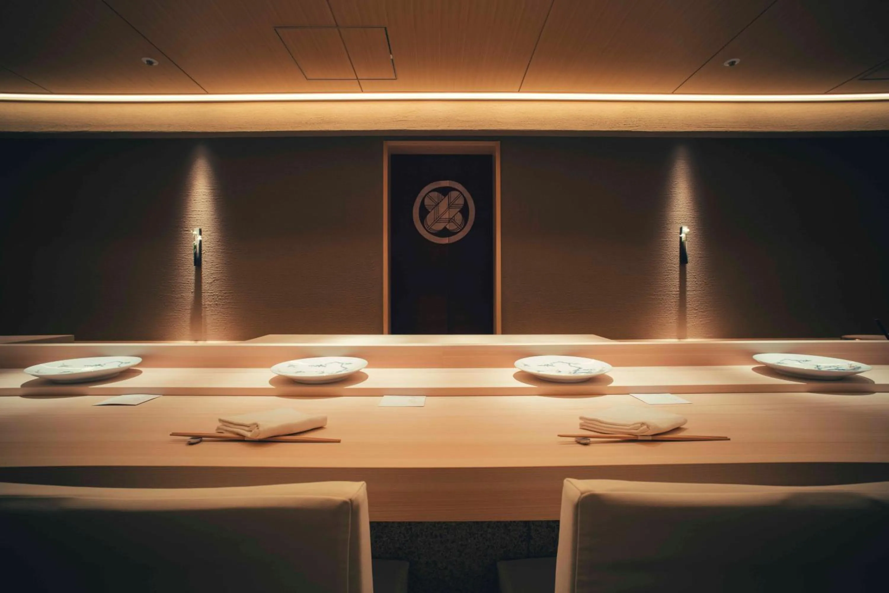 Restaurant/places to eat in THE AOYAMA GRAND HOTEL