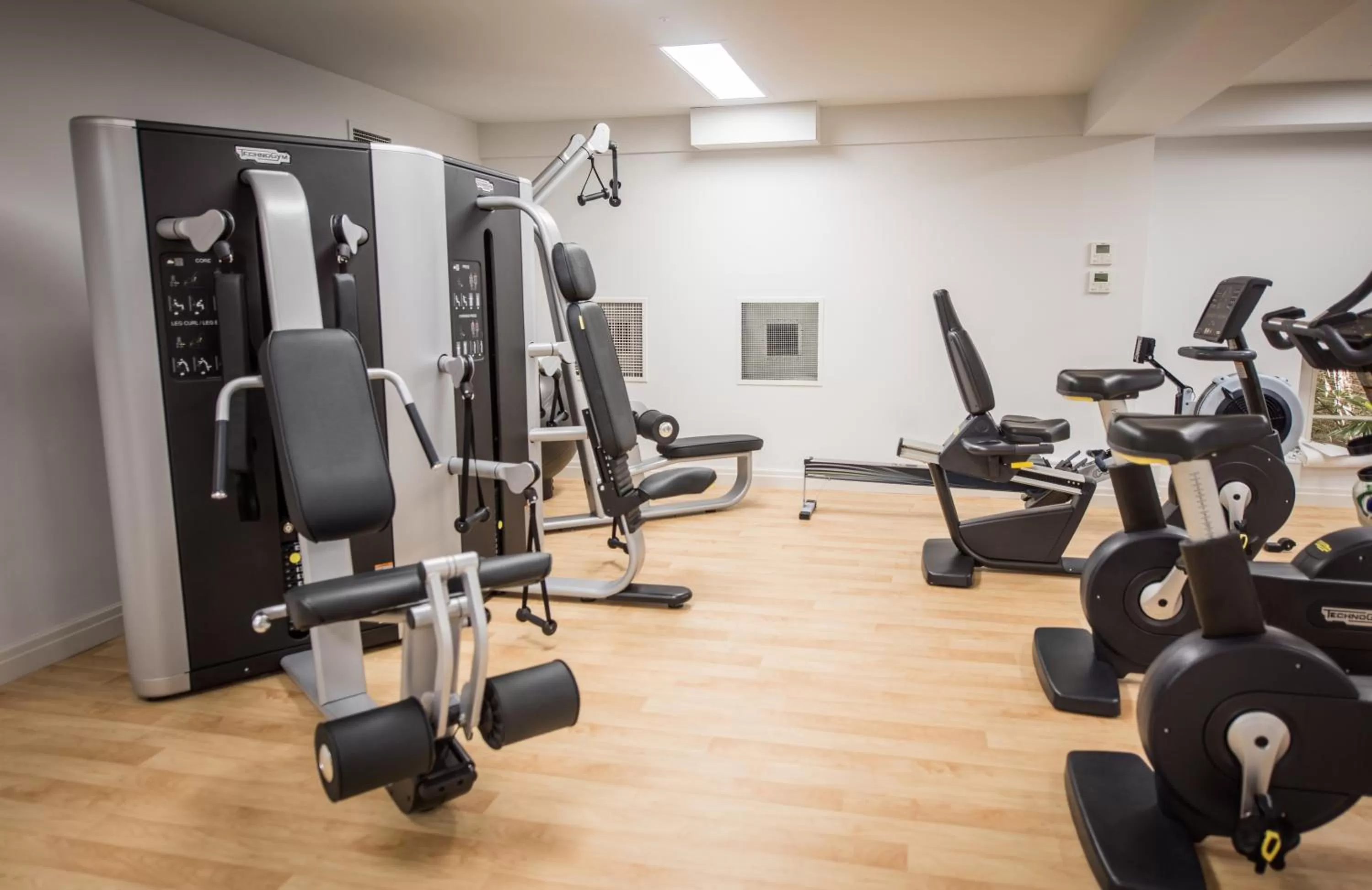 Fitness centre/facilities in De Vere Tortworth Court
