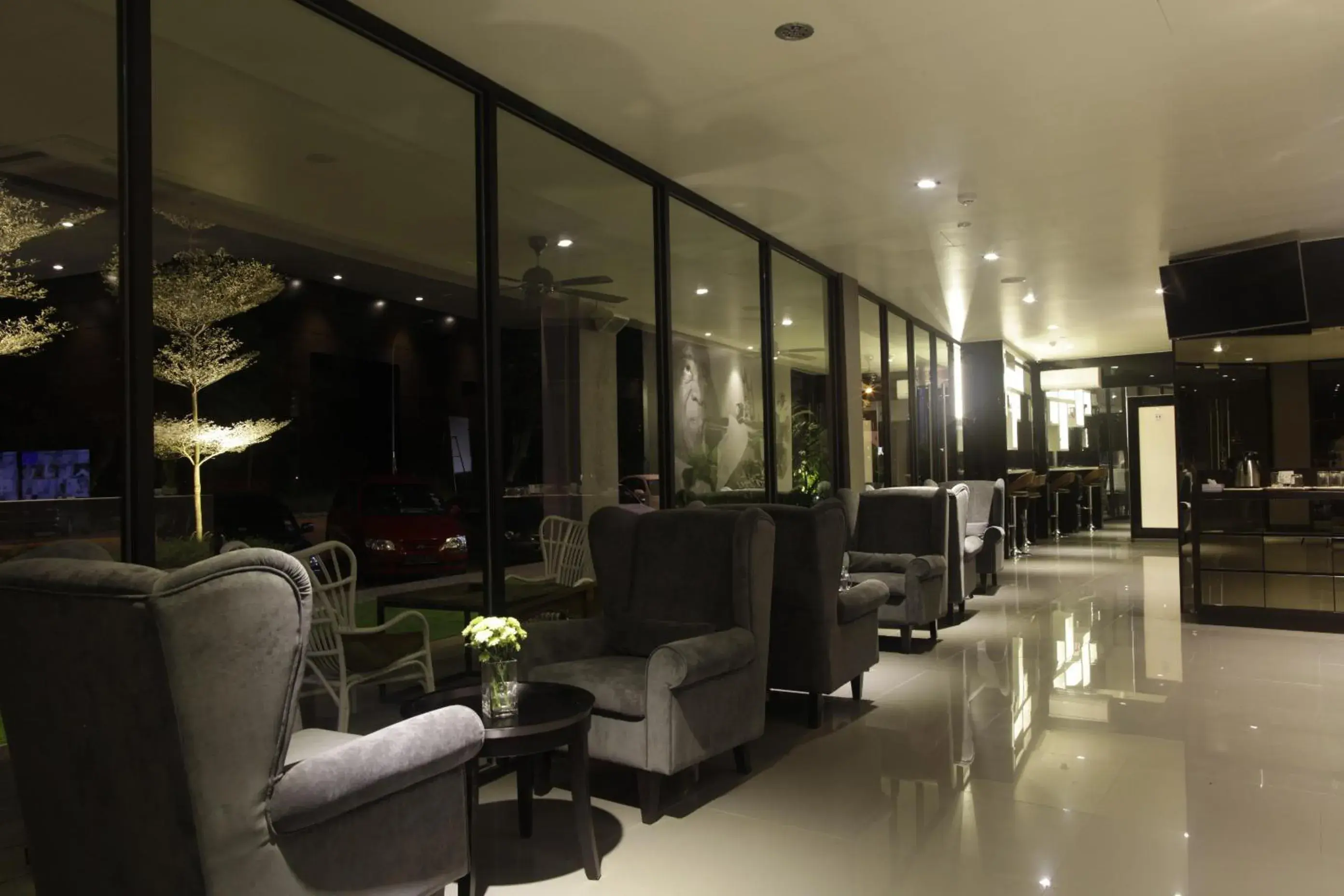 Lobby or reception, Lounge/Bar in I am Jazz Hotel