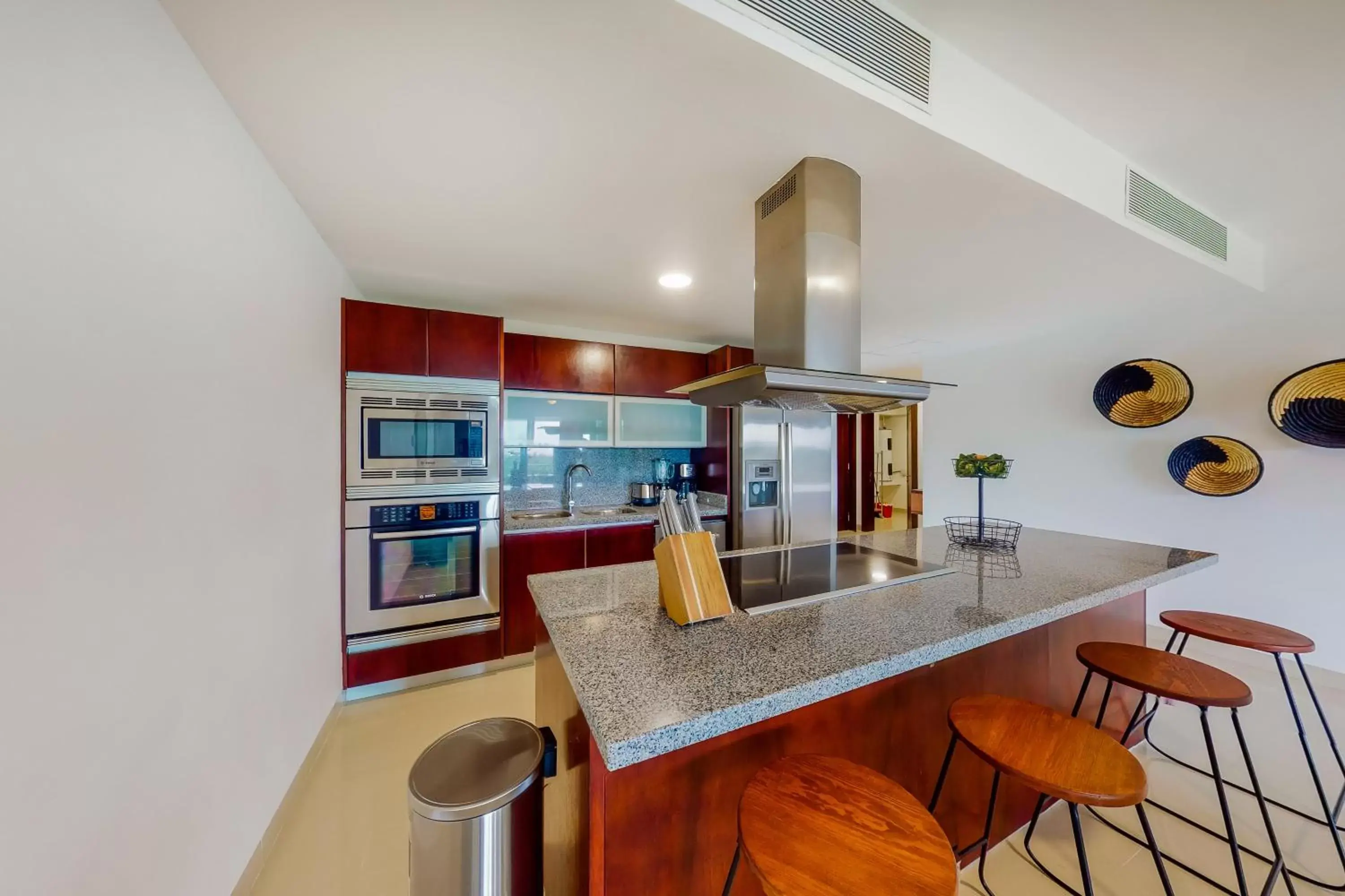 Kitchen/Kitchenette in Hakuna Matata 725N at Mareazul Beachfront