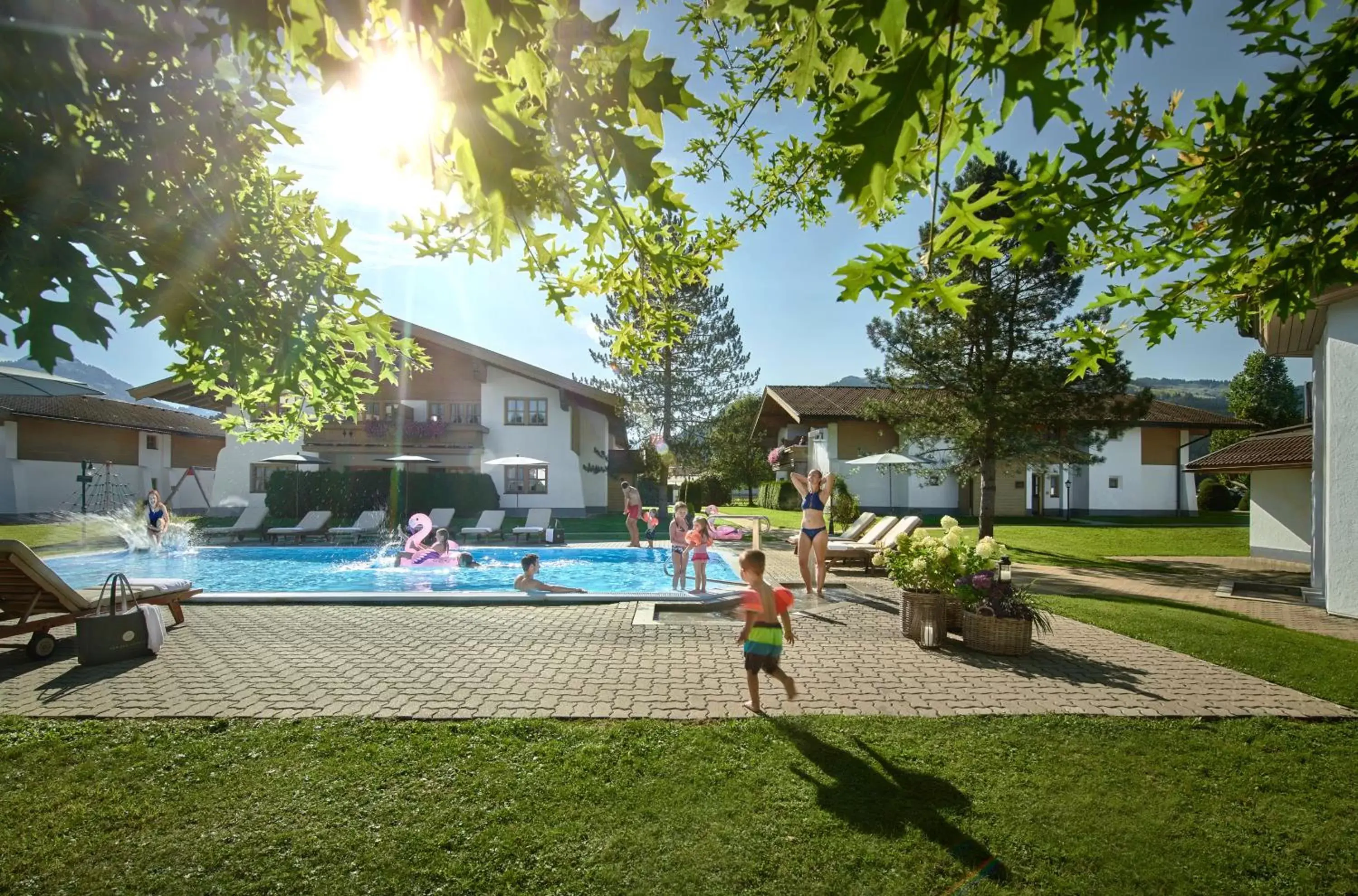 Swimming Pool in Lisi Family Hotel