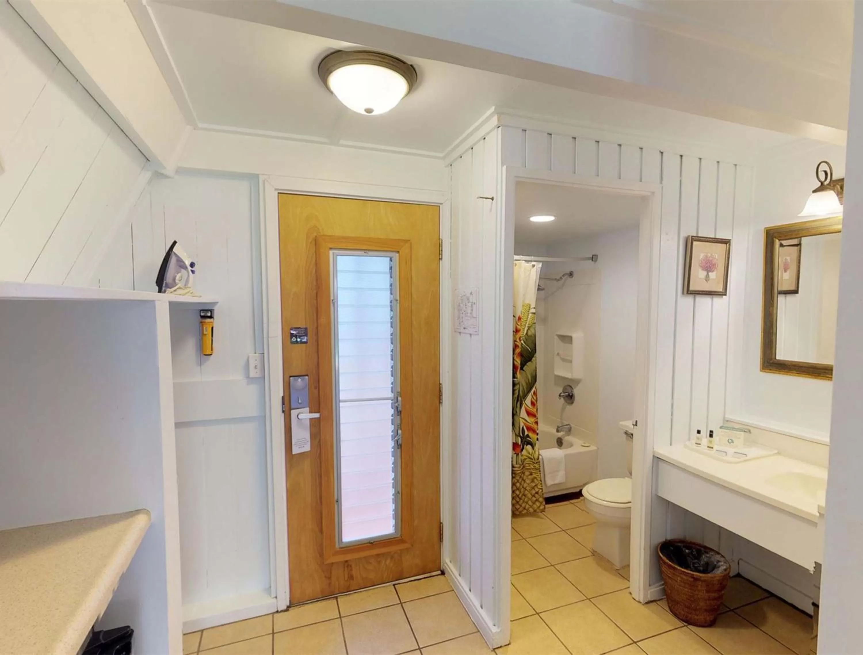 Bathroom in Hotel Moloka'i