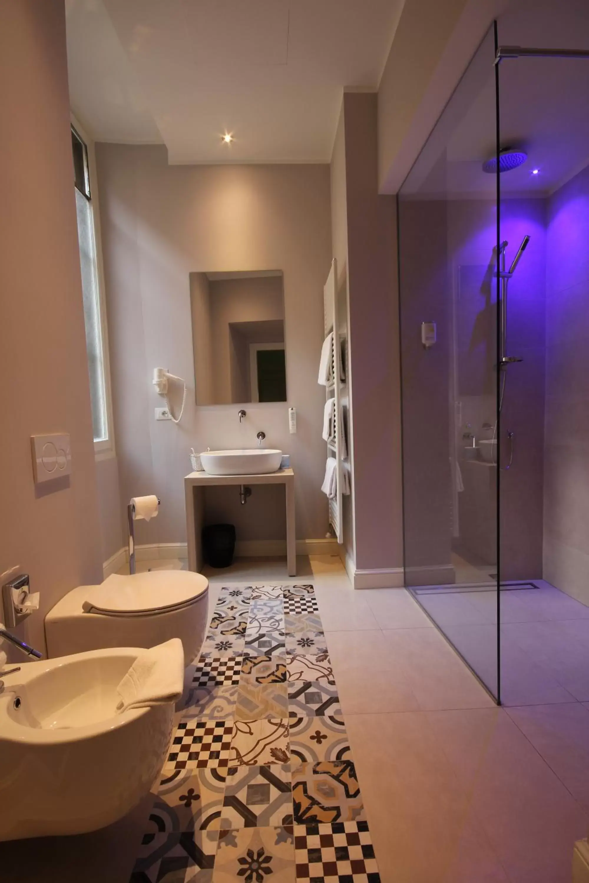 Bathroom in Hotel Bologna ***S