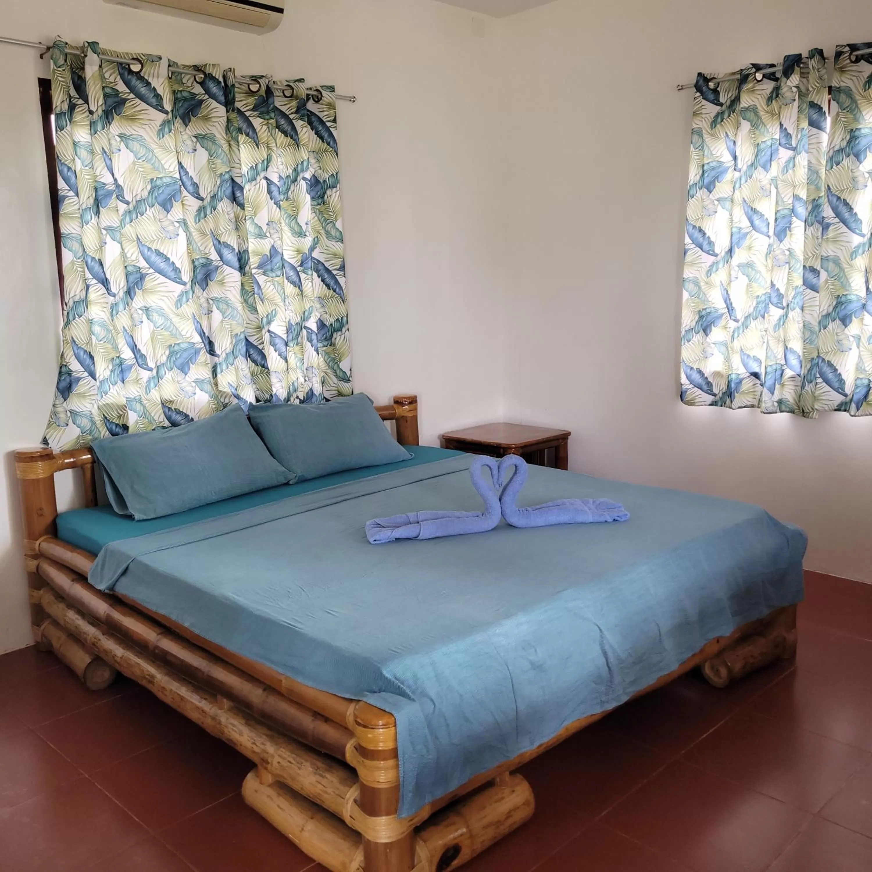 Bed in Tauig Beach Resort