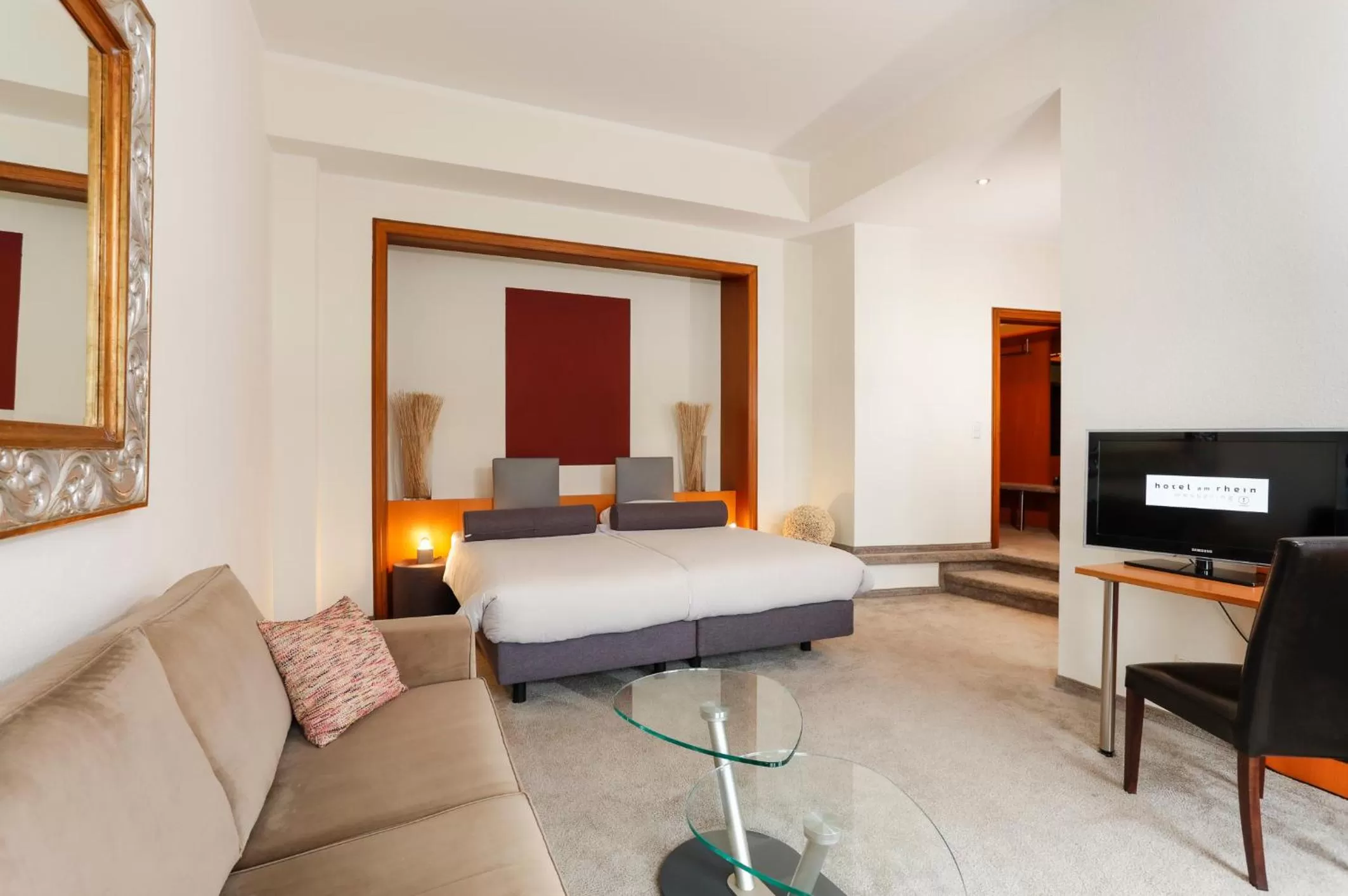 Bed in Hotel am Rhein