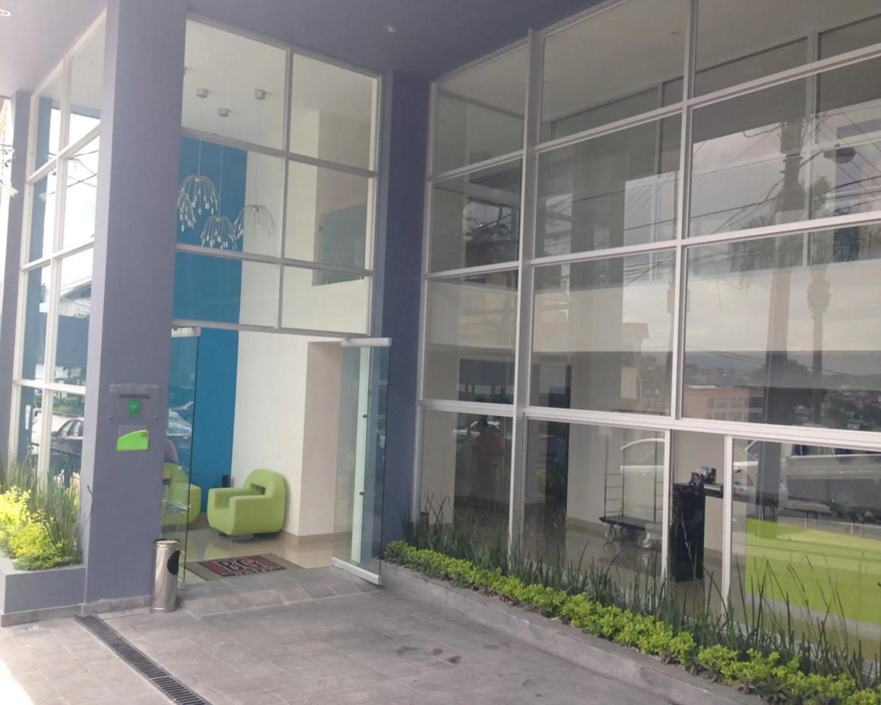 Facade/entrance in Hotel Misión Express Xalapa Facade/entrance in Hotel Misión Express Xalapa