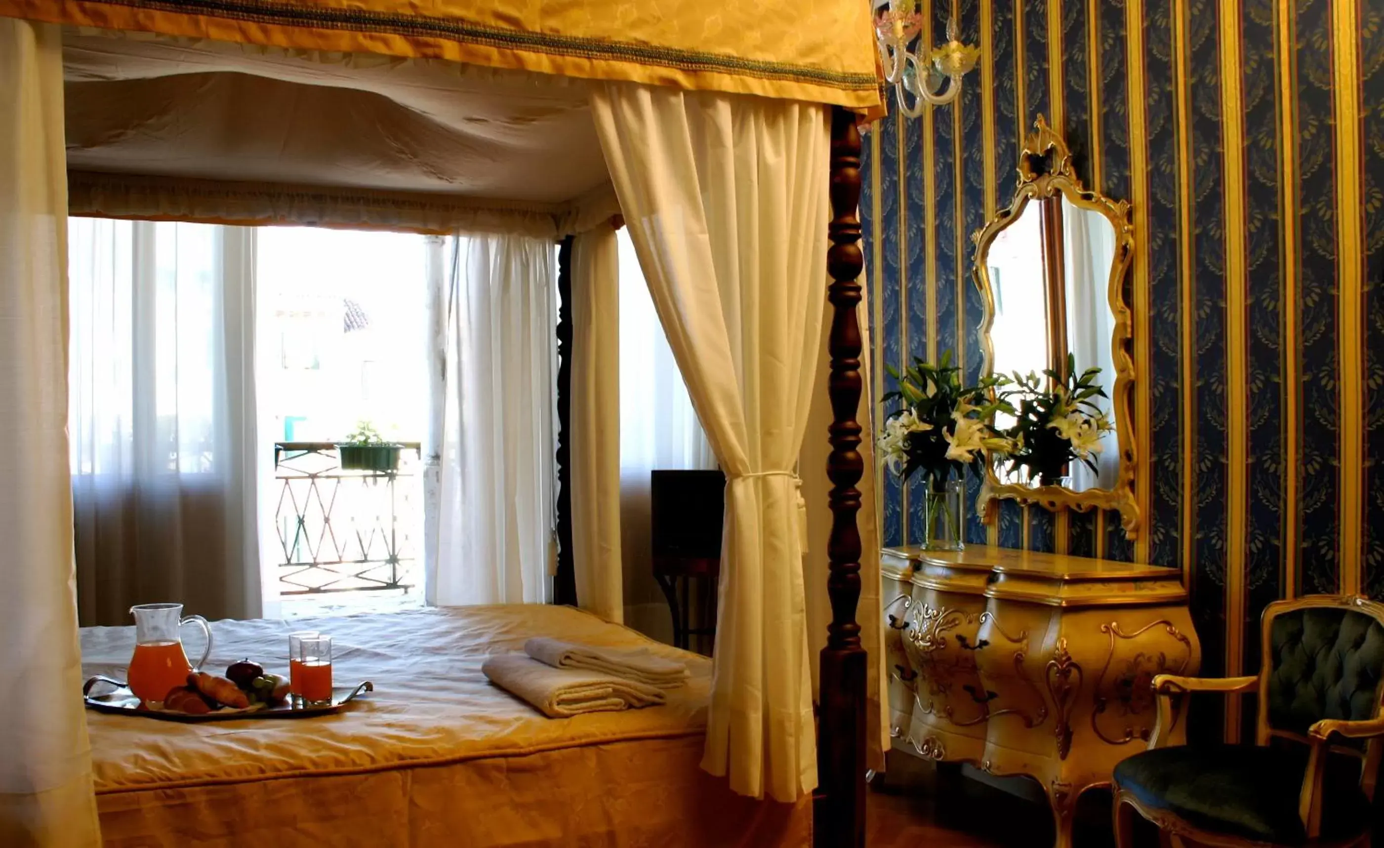 Bed, Restaurant/Places to Eat in Palazzo Cendon Piano Antico