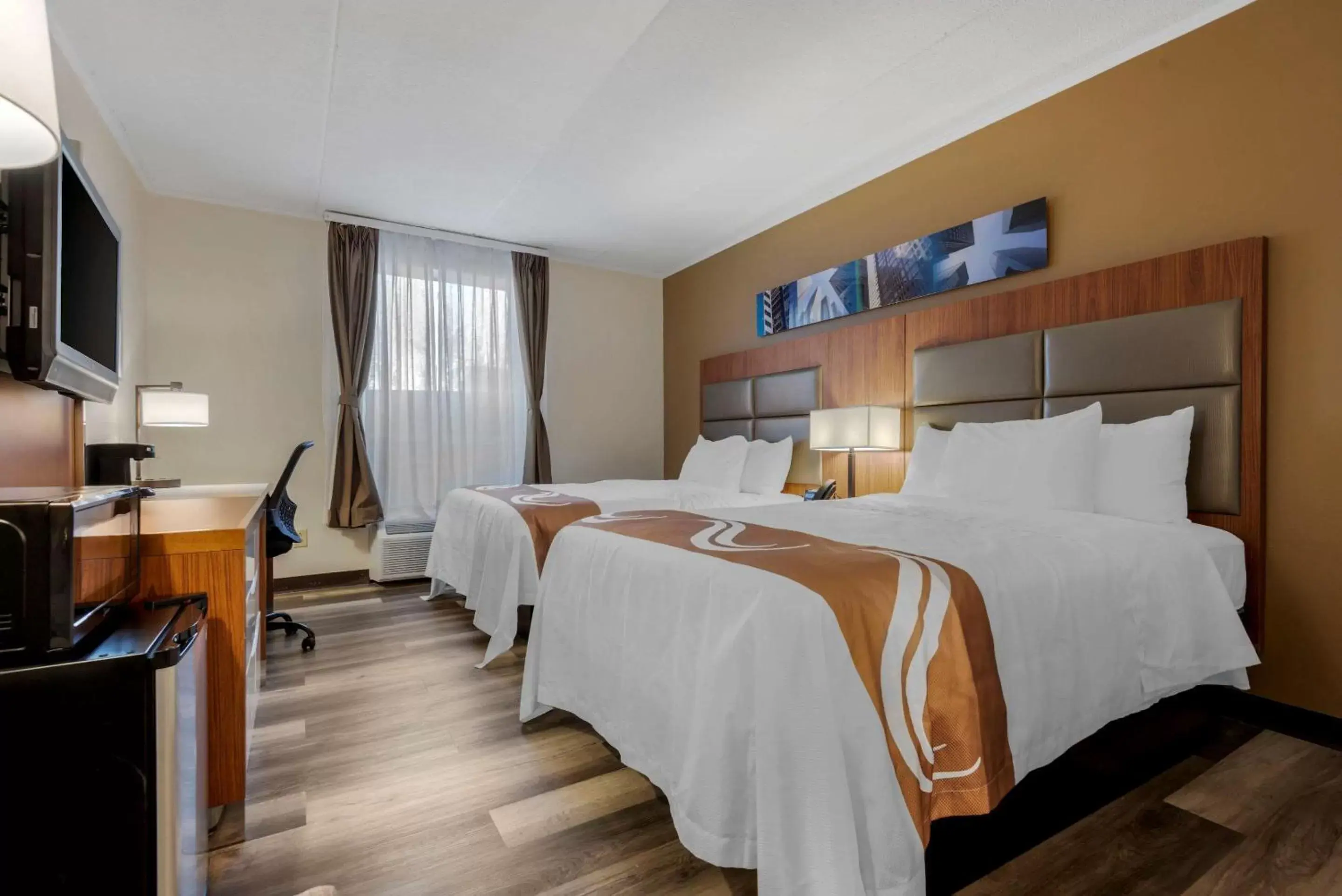 Bedroom, Bed in Quality Inn & Suites New Hartford - Utica