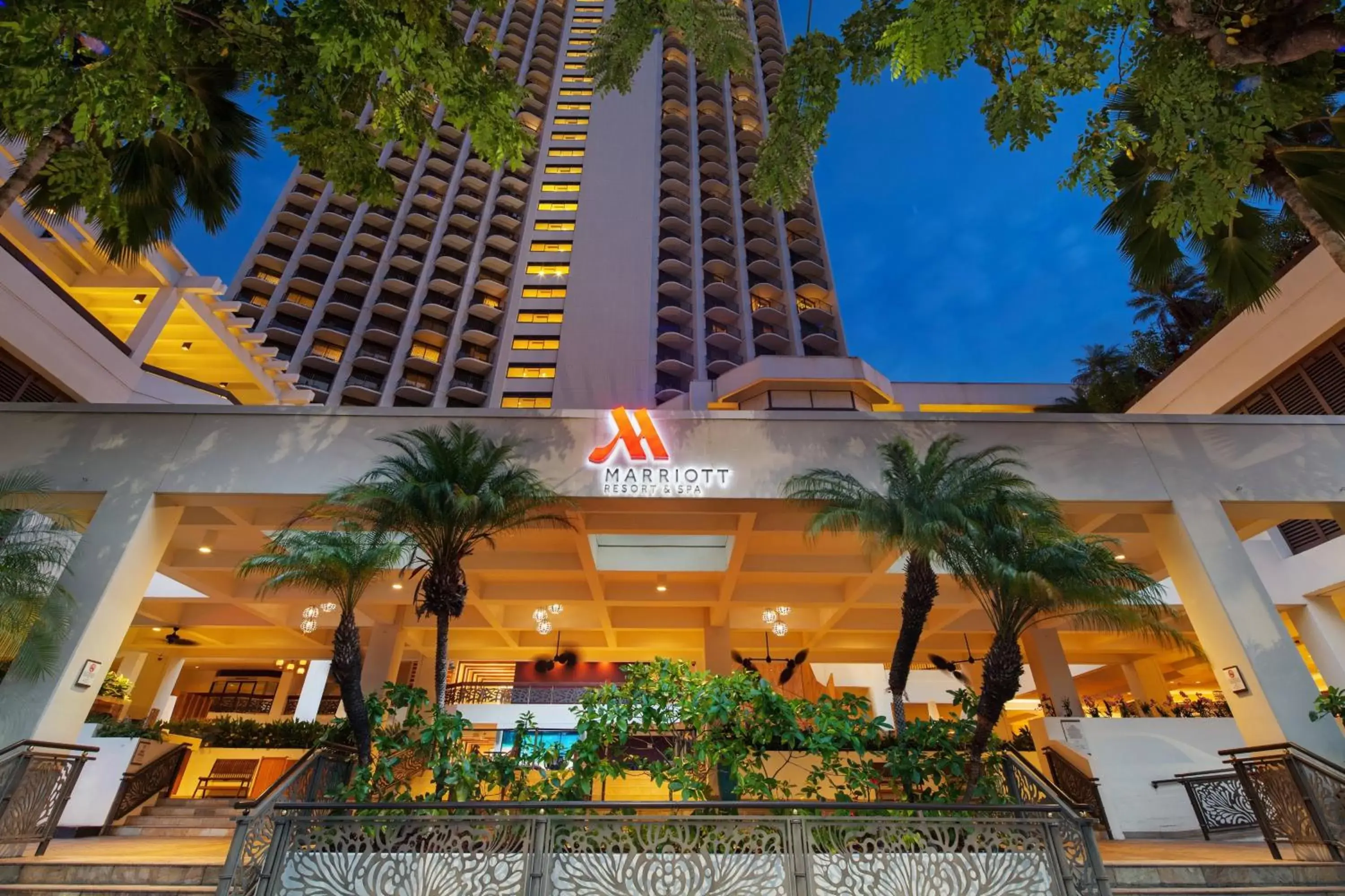 Property Building in Waikiki Beach Marriott Resort & Spa