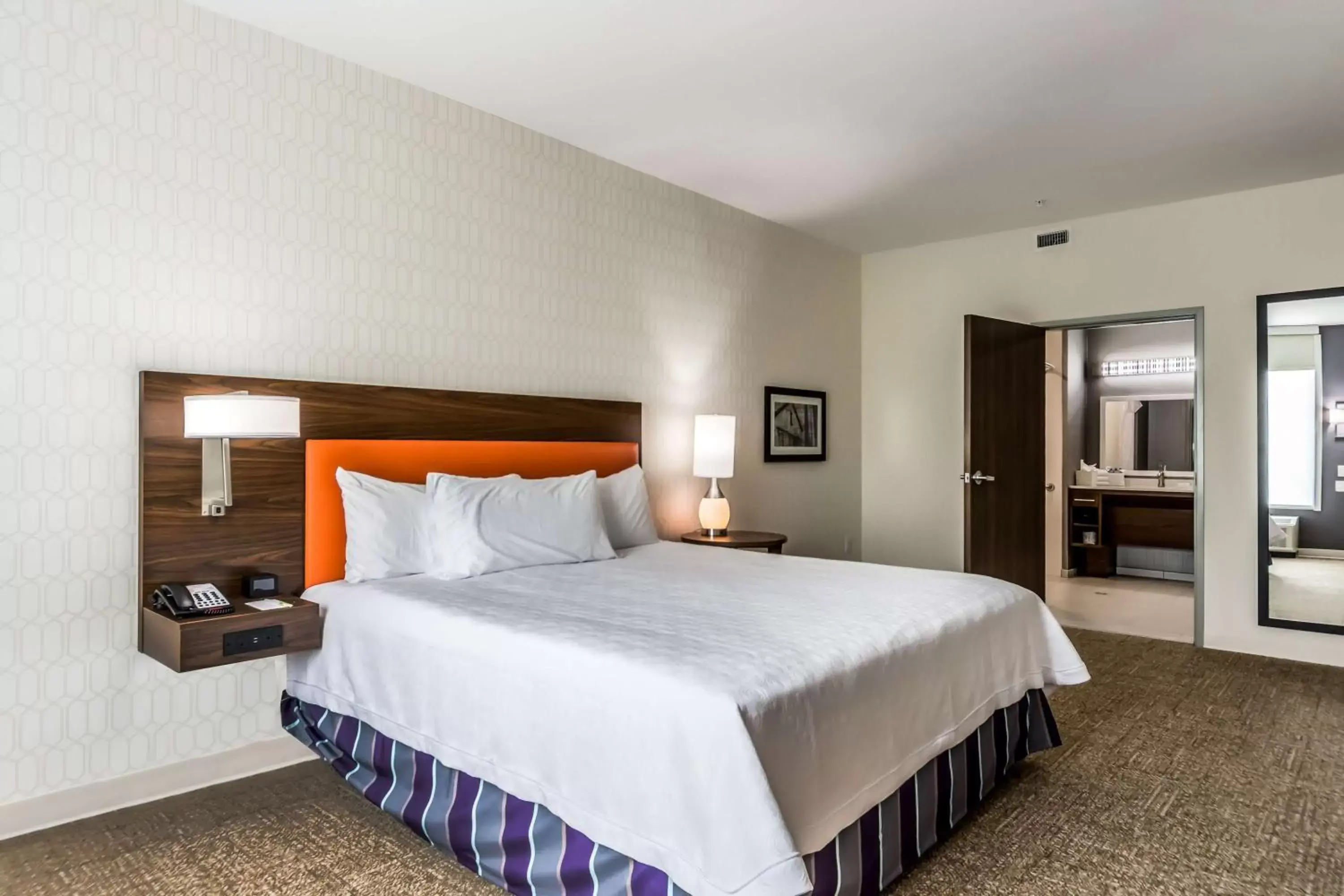 Bed in Home2 Suites By Hilton Fort Worth Northlake