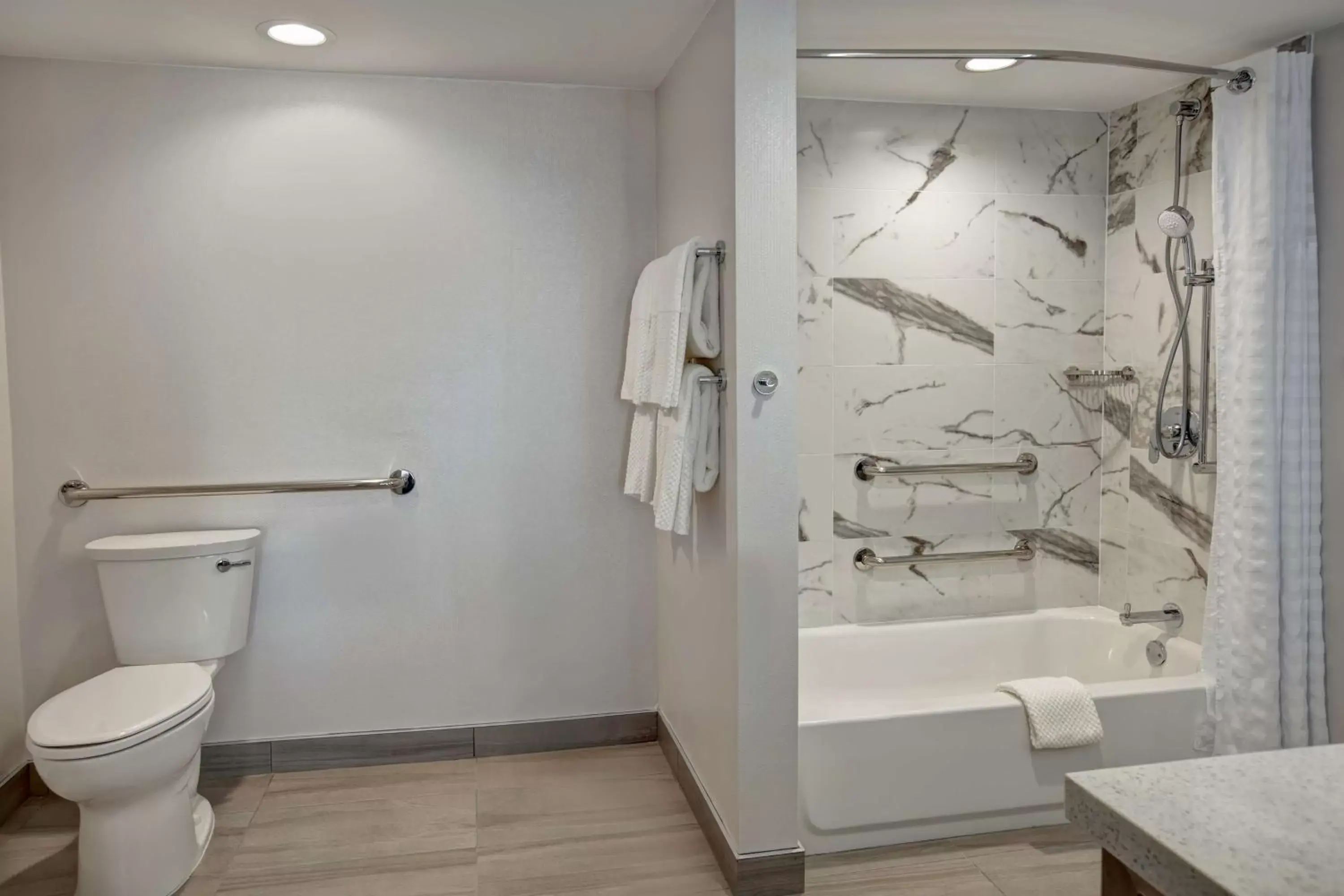Bathroom in Embassy Suites By Hilton Oklahoma City Northwest