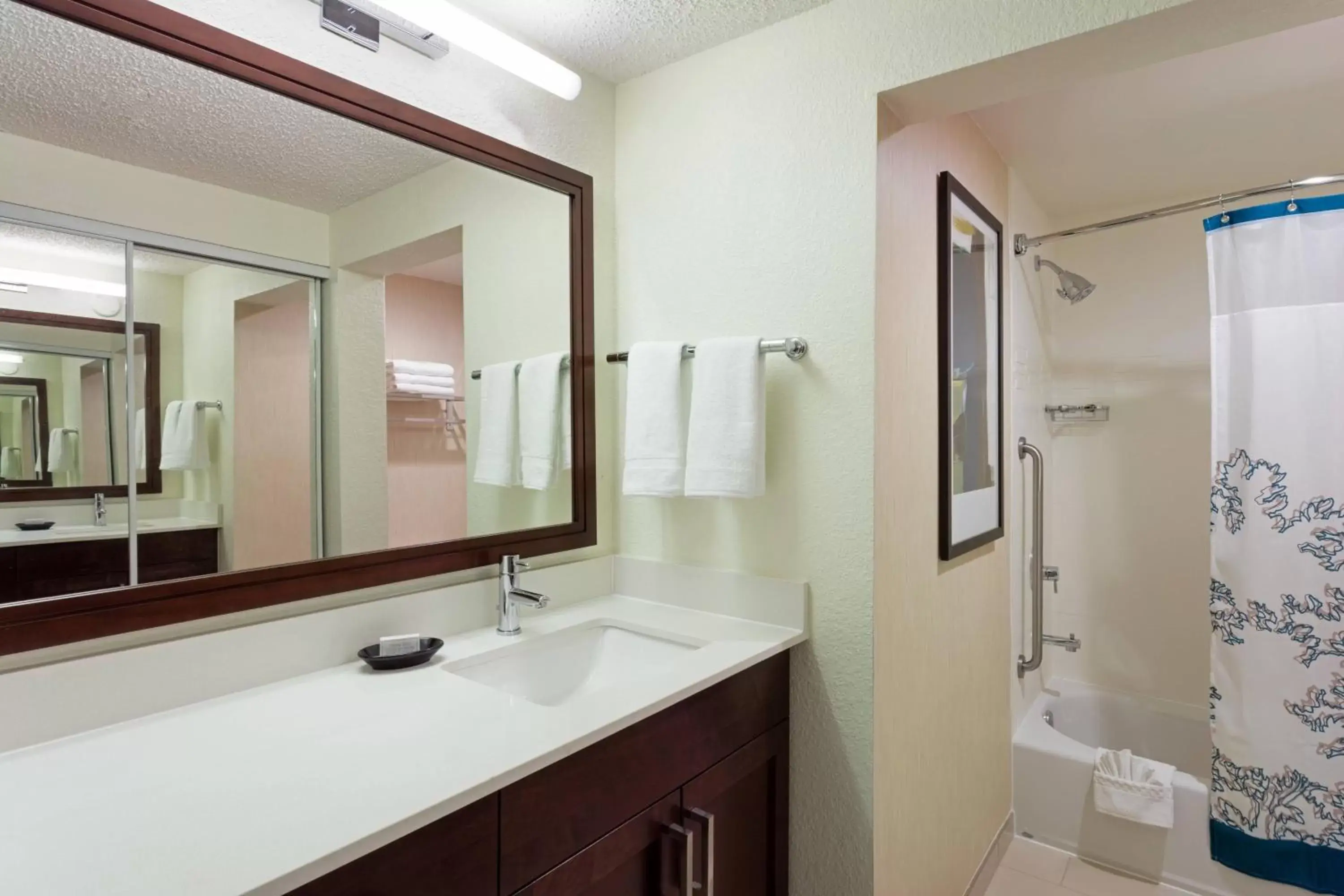 Bathroom in Residence Inn Fort Lauderdale Plantation