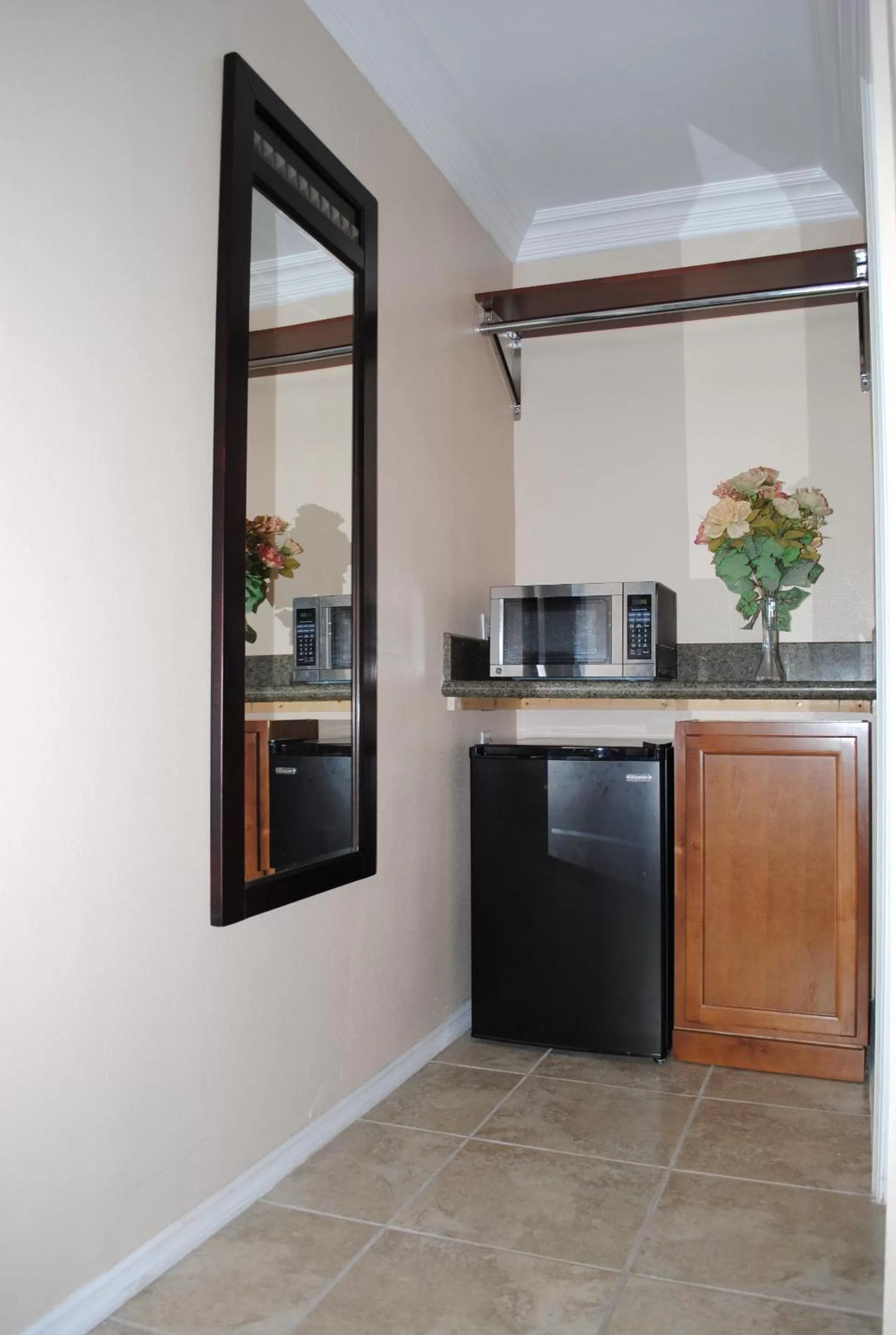 Kitchen or kitchenette in Crystal Lodge Motel