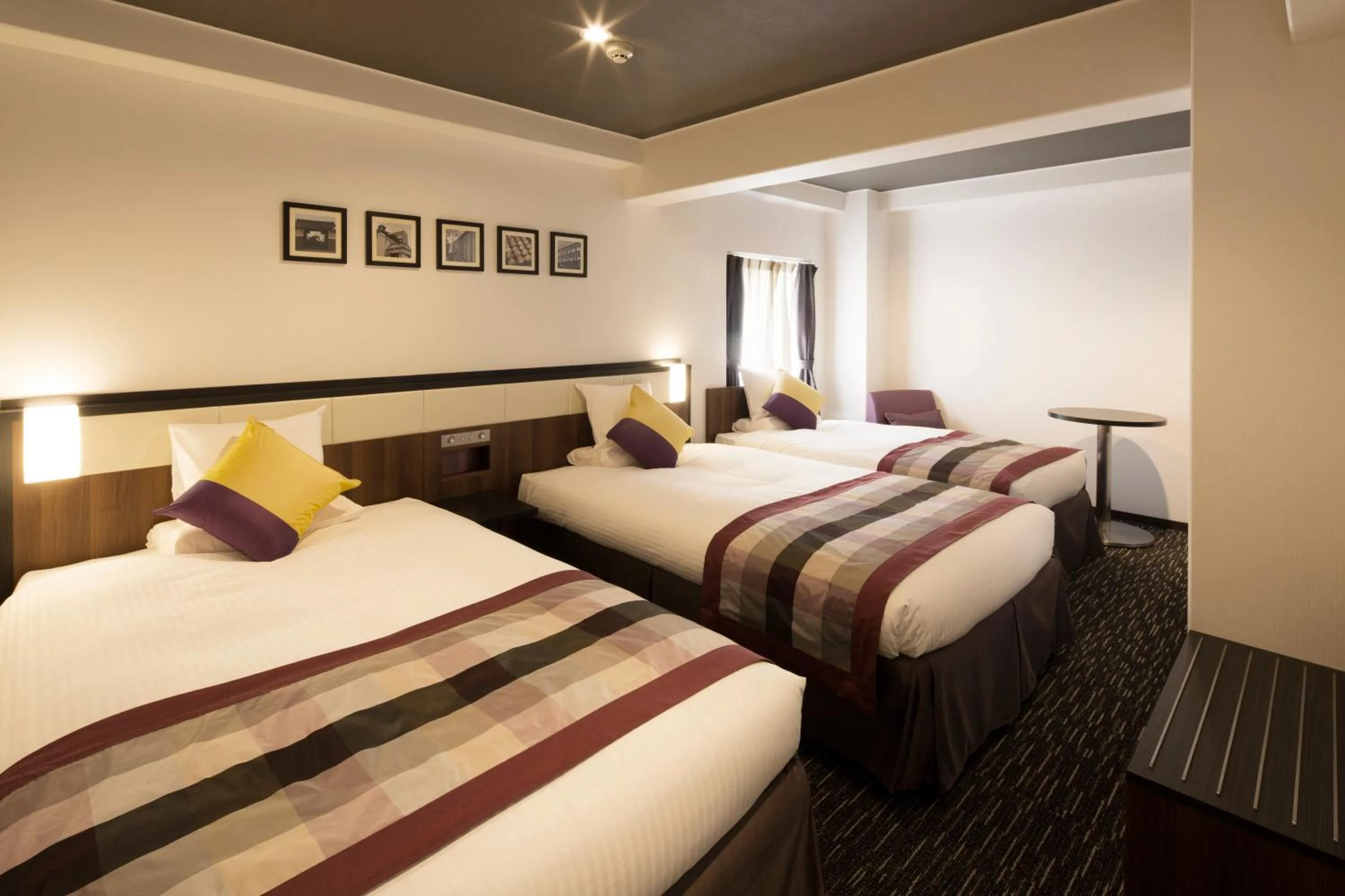 Bed in HOTEL MYSTAYS Shinsaibashi