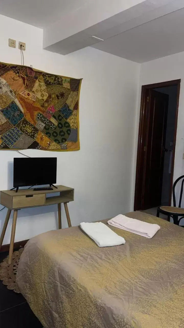 TV/Entertainment Center in Porto Riad - Guest House