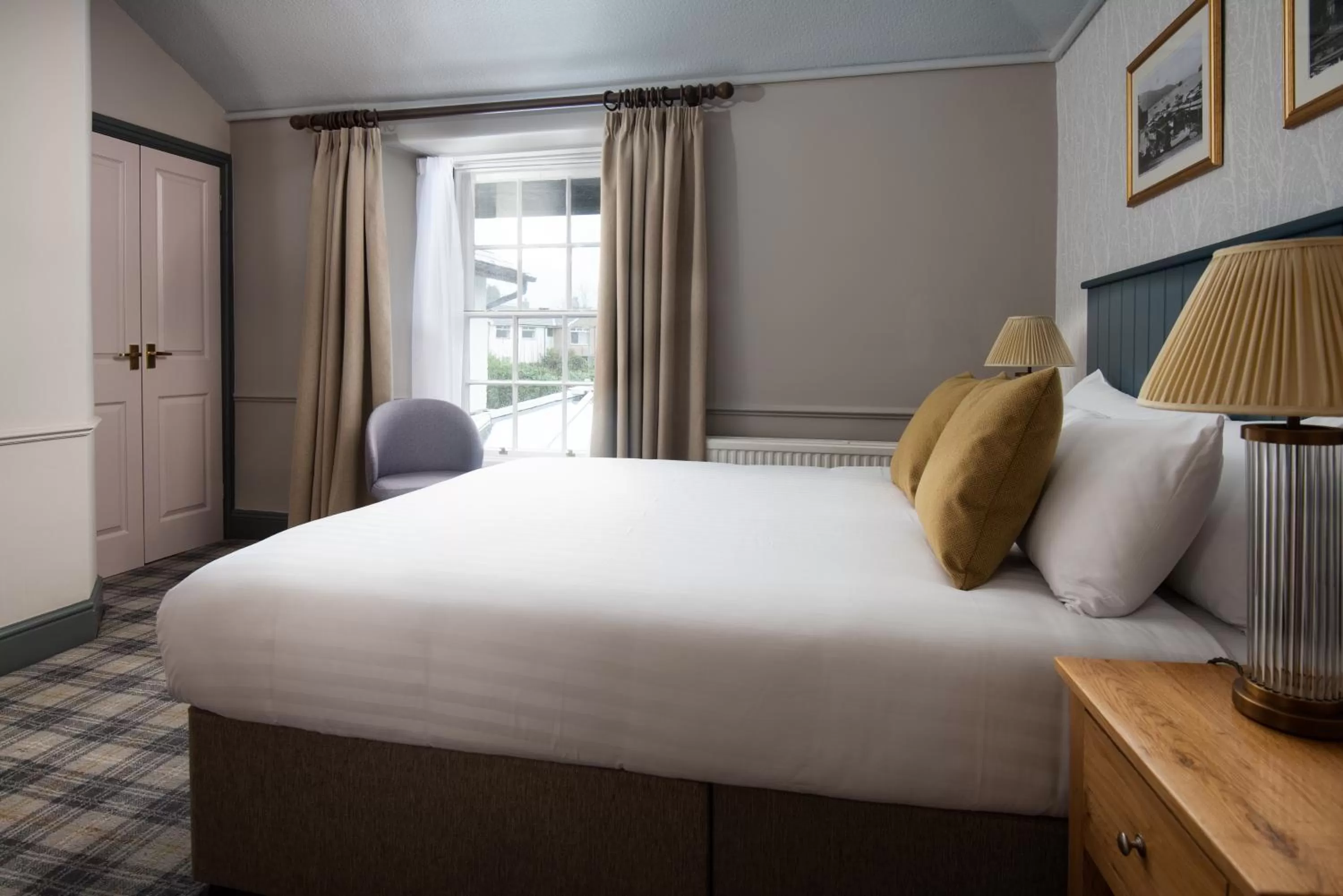 Bed in The Angel Inn - The Inn Collection Group