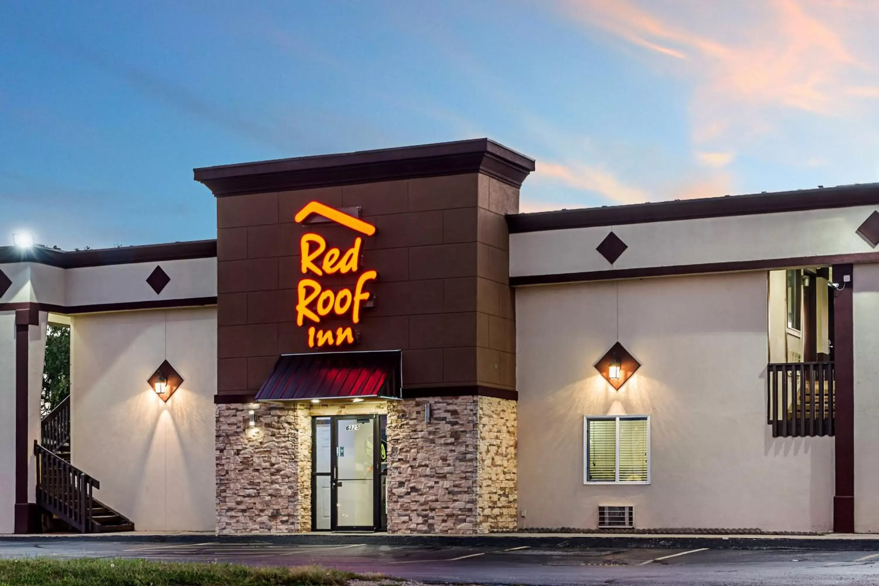 Property Building in Red Roof Inn Anderson, IN