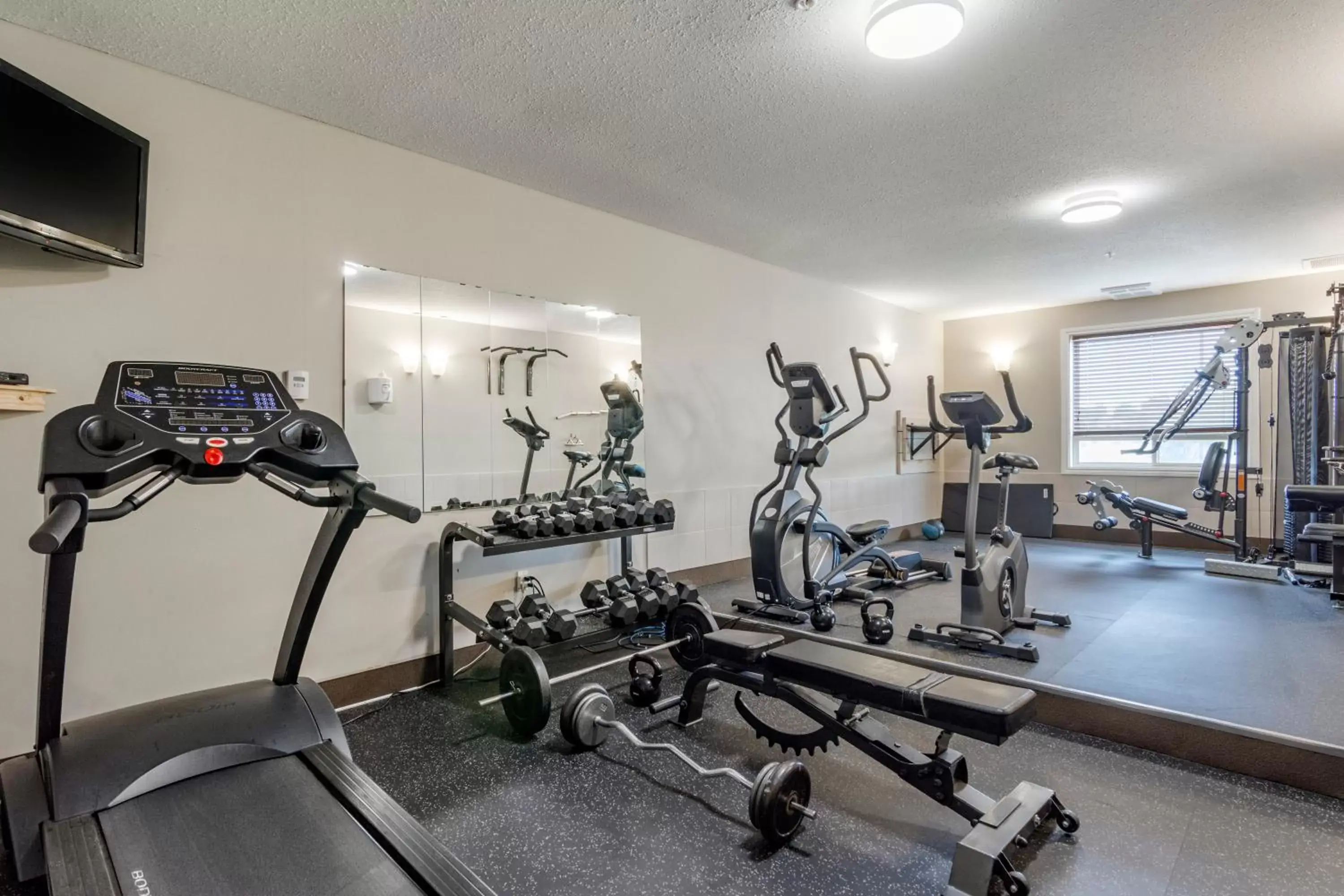 Fitness centre/facilities, Fitness Center/Facilities in Devonian Hotel and Suites