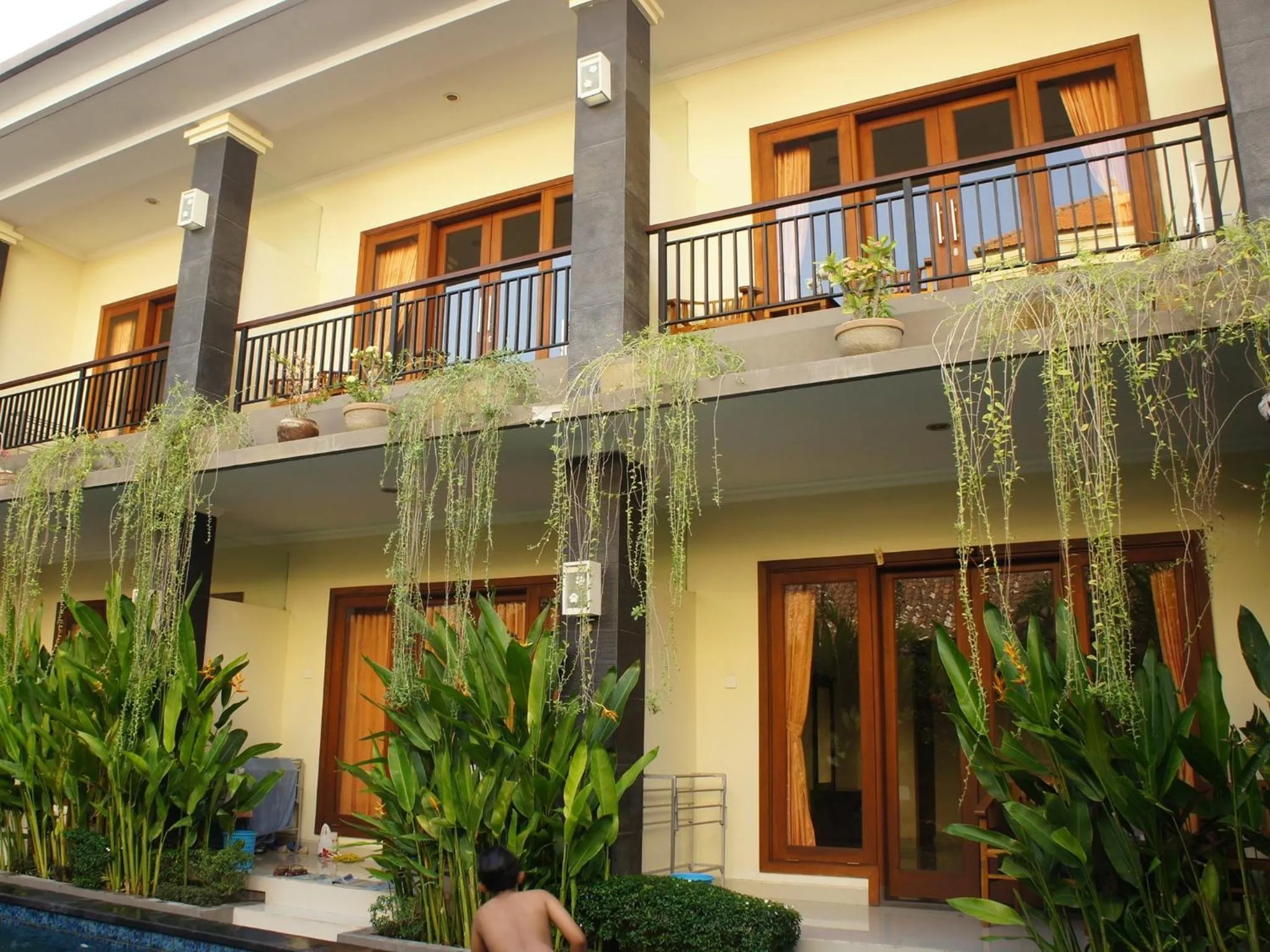 Property building in Waringin Homestay