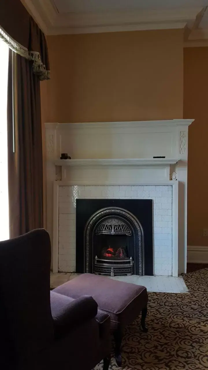 Seating Area in Mansions on Fifth