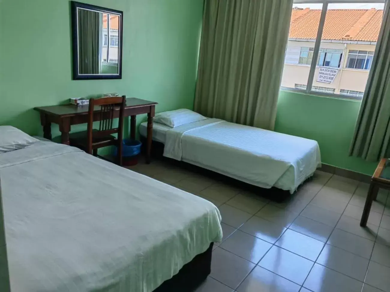 Bedroom, Bed in Century Hotel Inanam