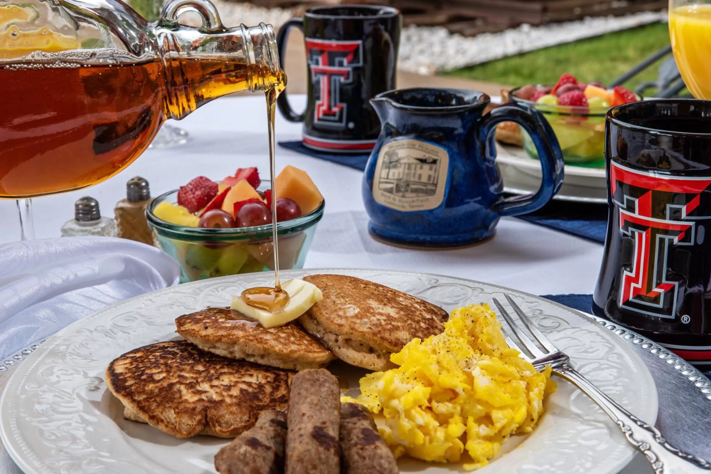 Breakfast in Woodrow House Bed & Breakfast