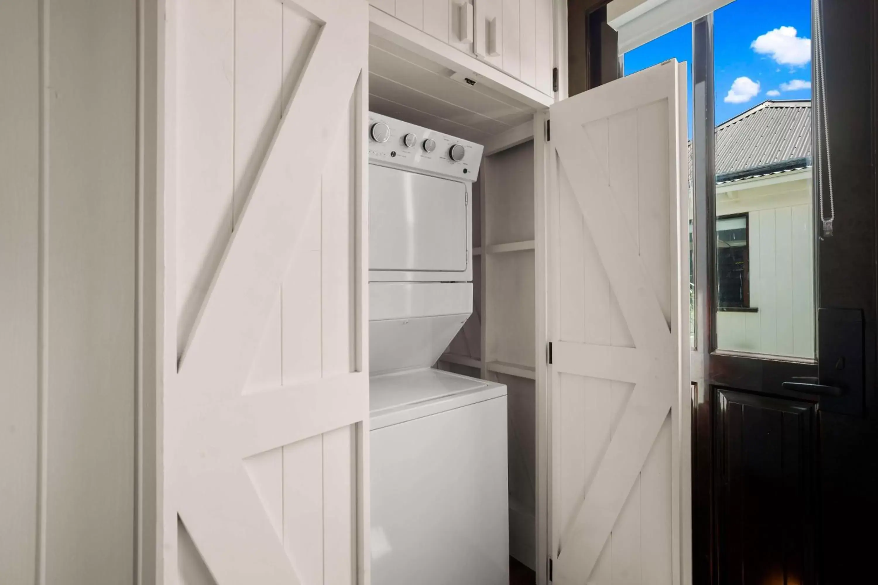 Photo of the whole room, Kitchen/Kitchenette in Mahogany Bay Resort and Beach Club, Curio Collection