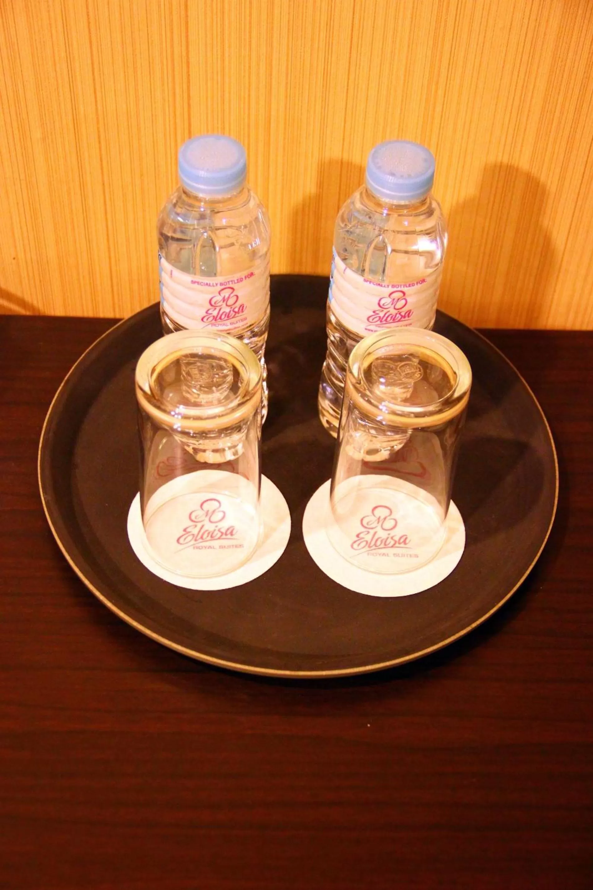 Coffee/tea facilities in Eloisa Royal Suites