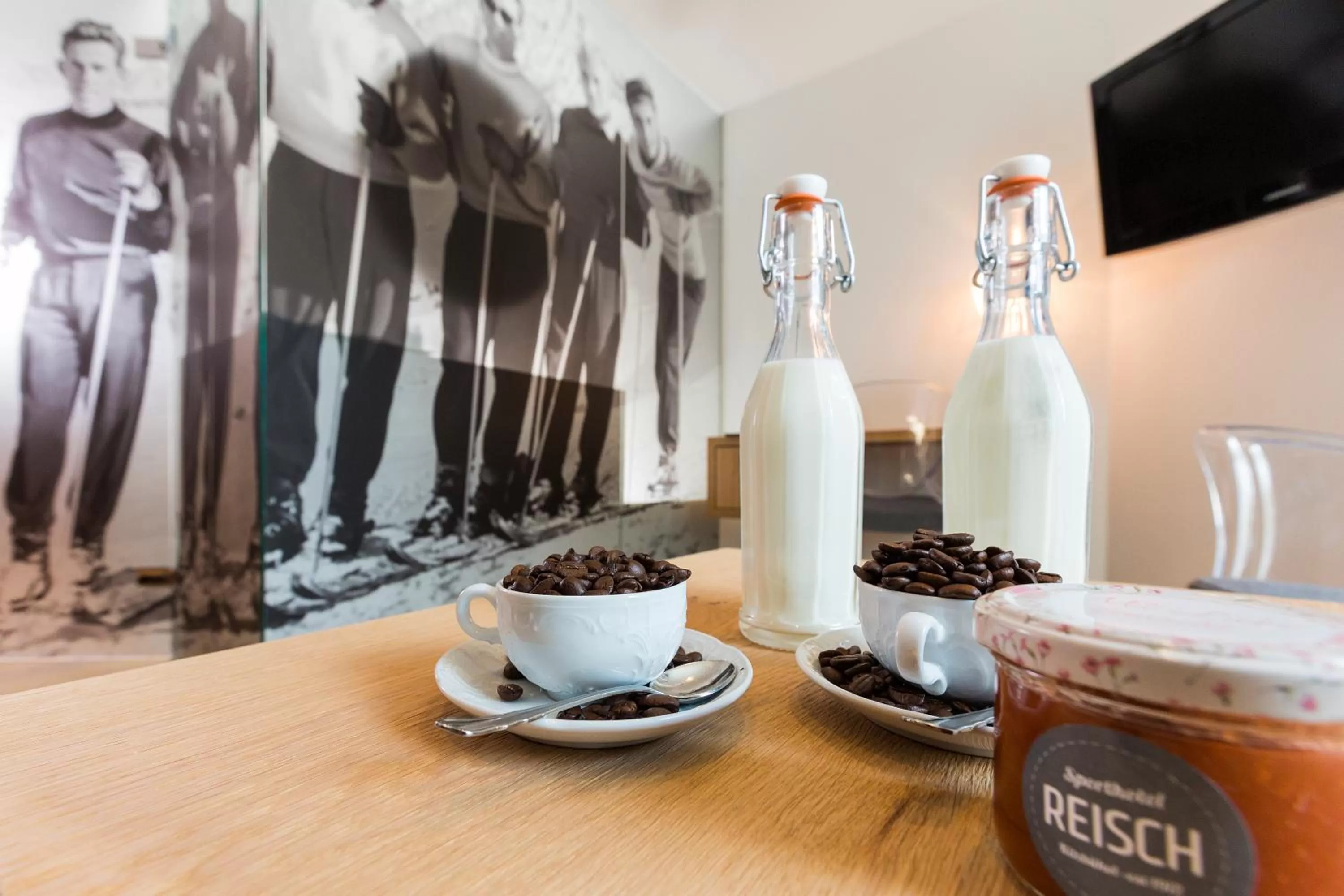 Photo of the whole room in Das Reisch