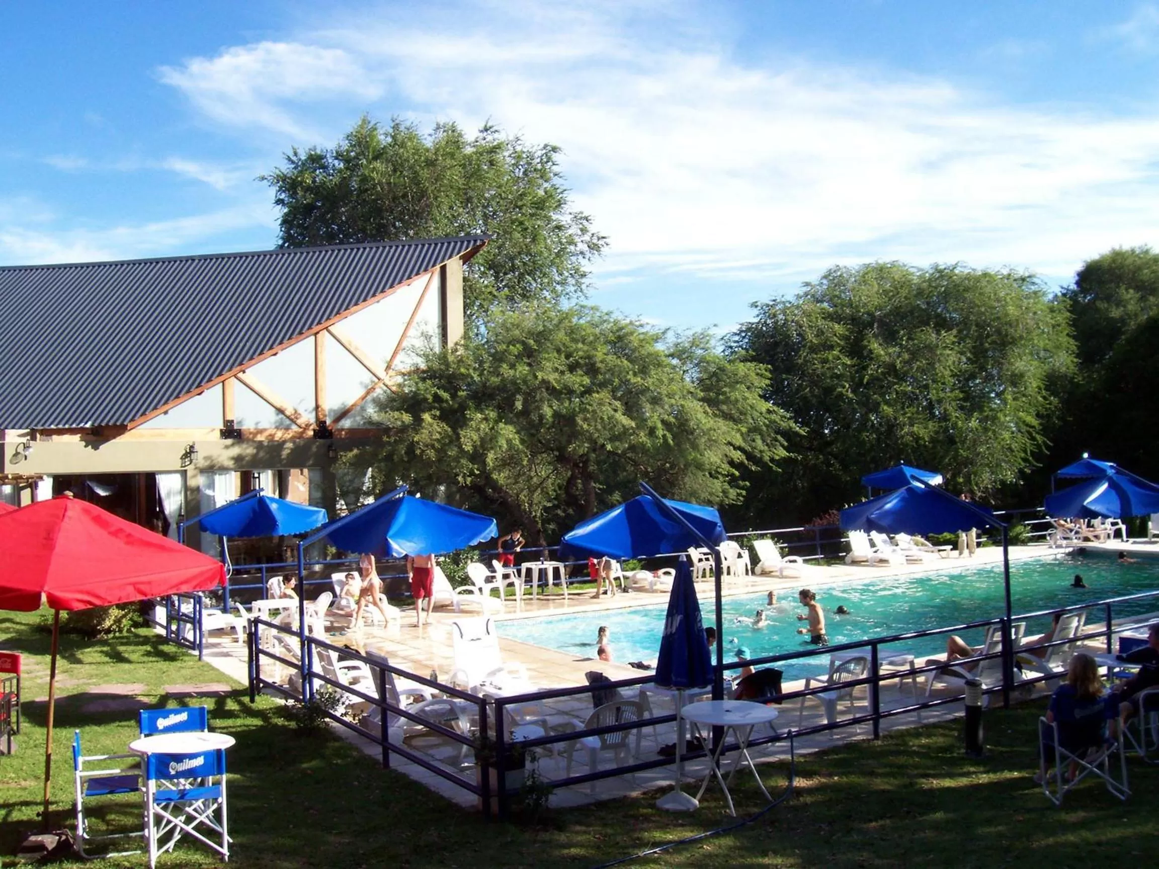 Swimming pool in Howard Johnson Hotel & Spa Villa General Belgrano