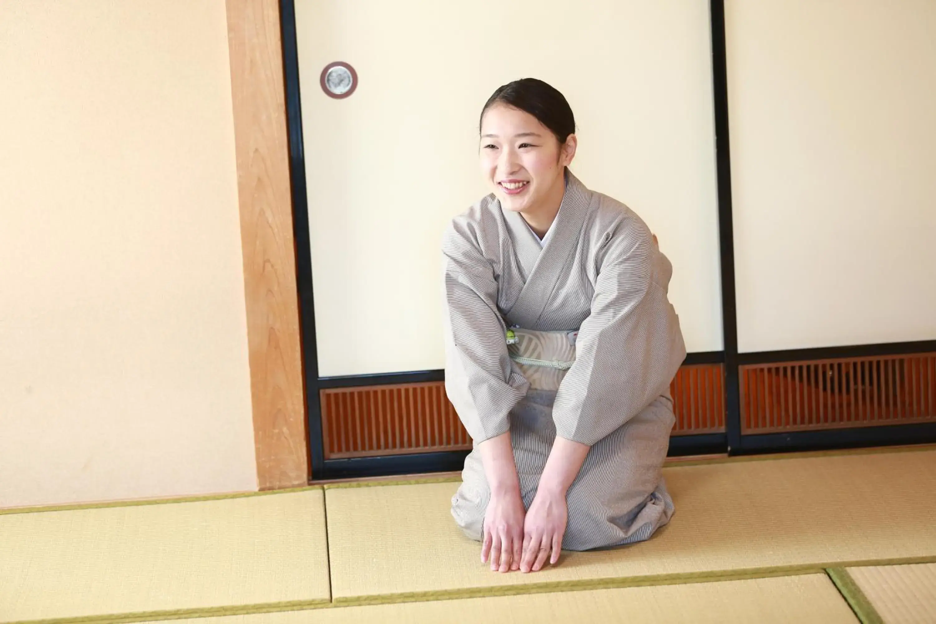 Staff in Honjin Hiranoya Bekkan Annex