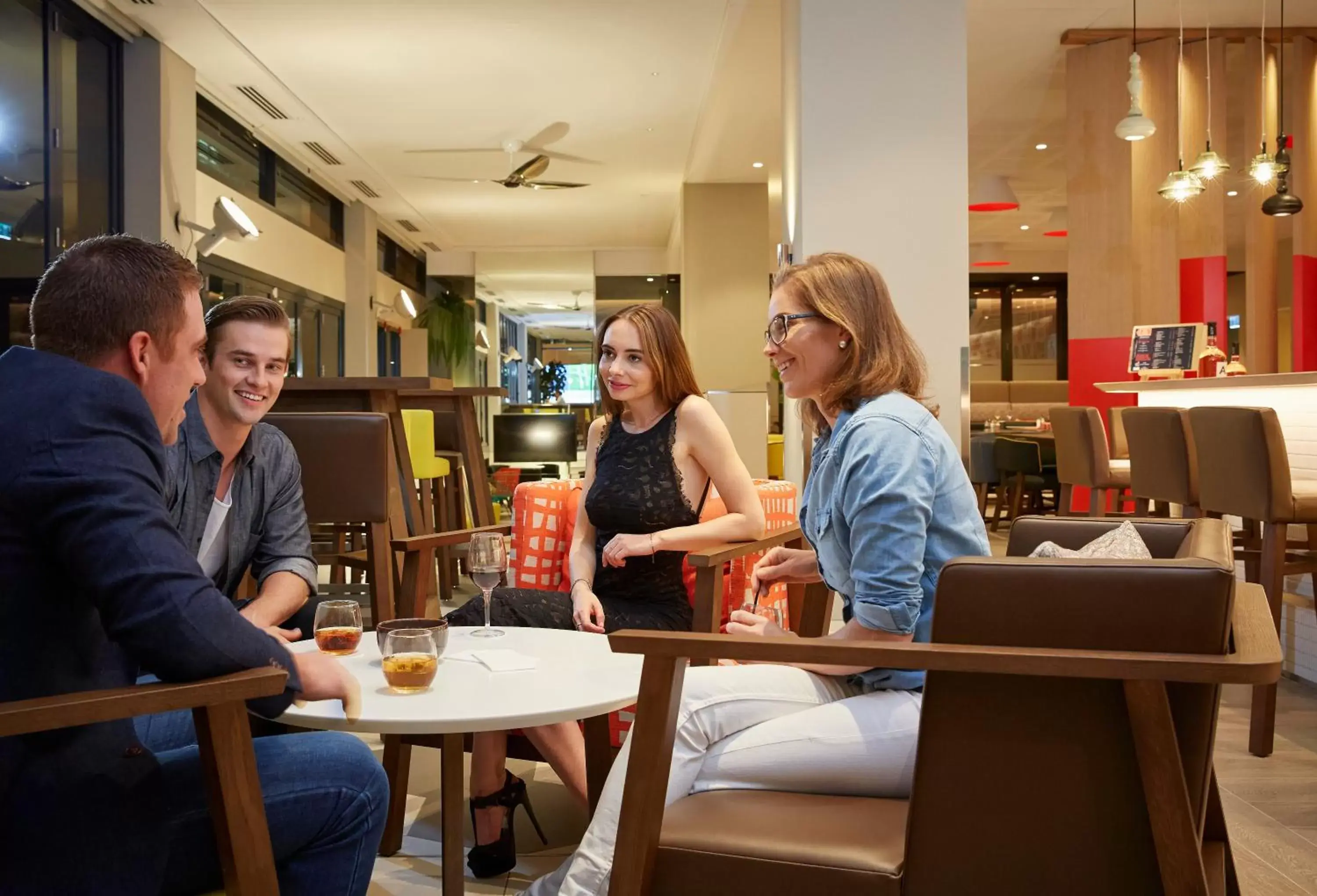 Lounge or bar in Holiday Inn Express Brisbane Central, an IHG Hotel