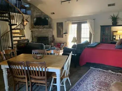 Living room, Seating Area in Longacre Bed And Breakfast