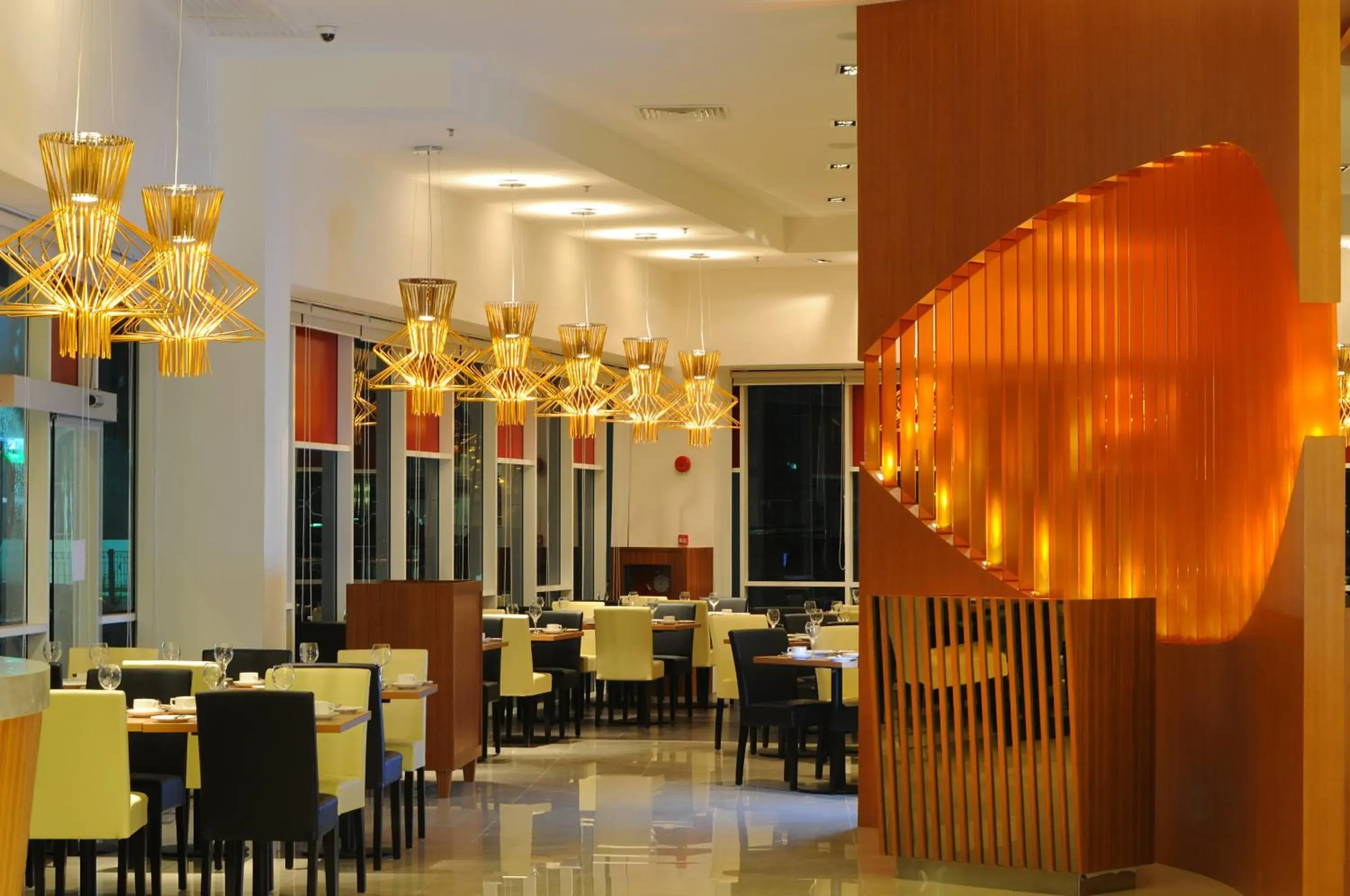 Restaurant/Places to Eat in Hotel Granada Johor Bahru
