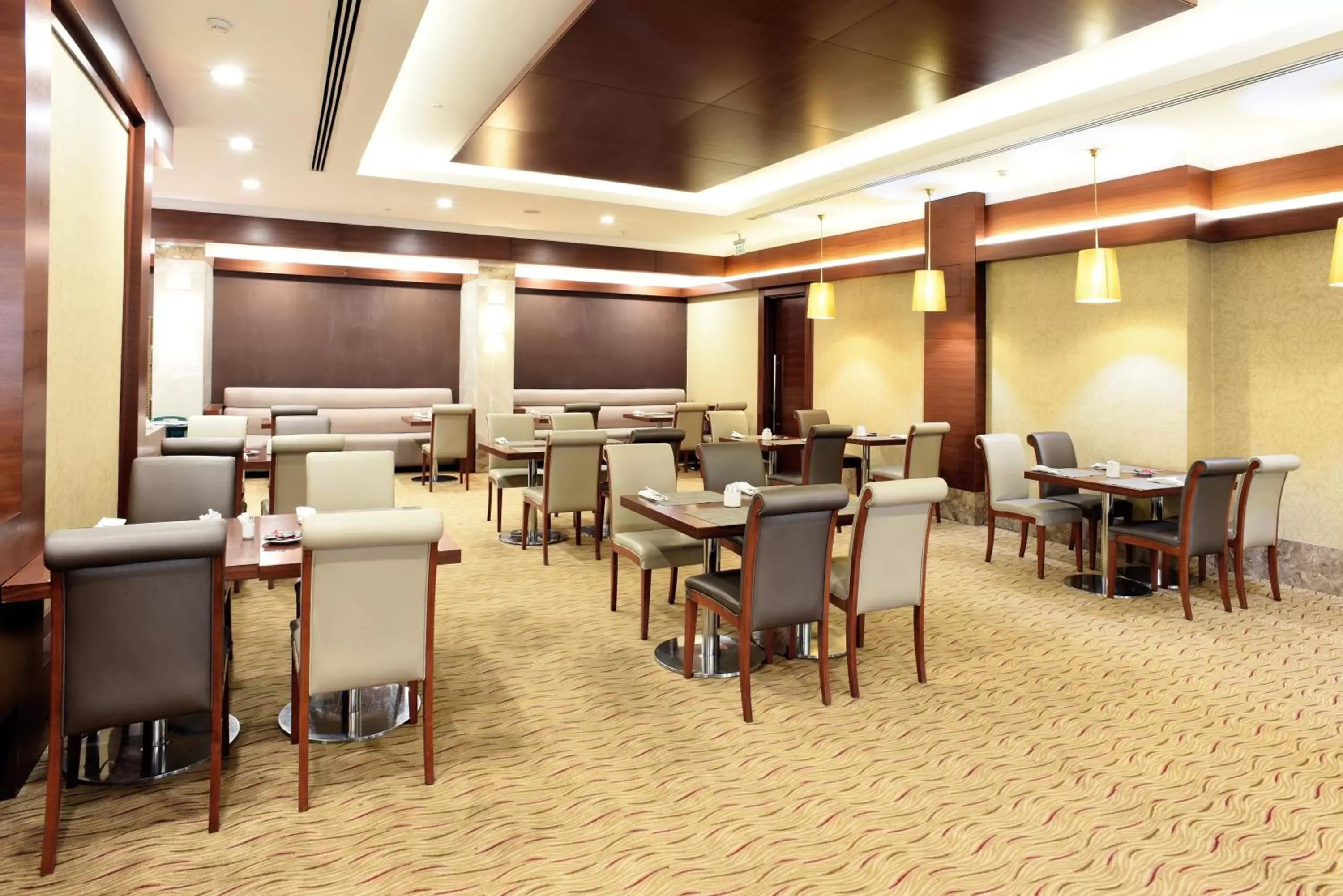 Restaurant/places to eat in Ramada Plaza Altin Kayisi Hotel Restaurant/places to eat in Ramada Plaza Altin Kayisi Hotel