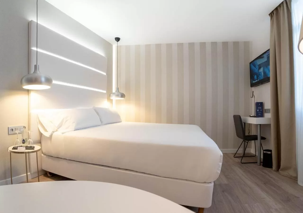 Bed in Hotel Pasarela