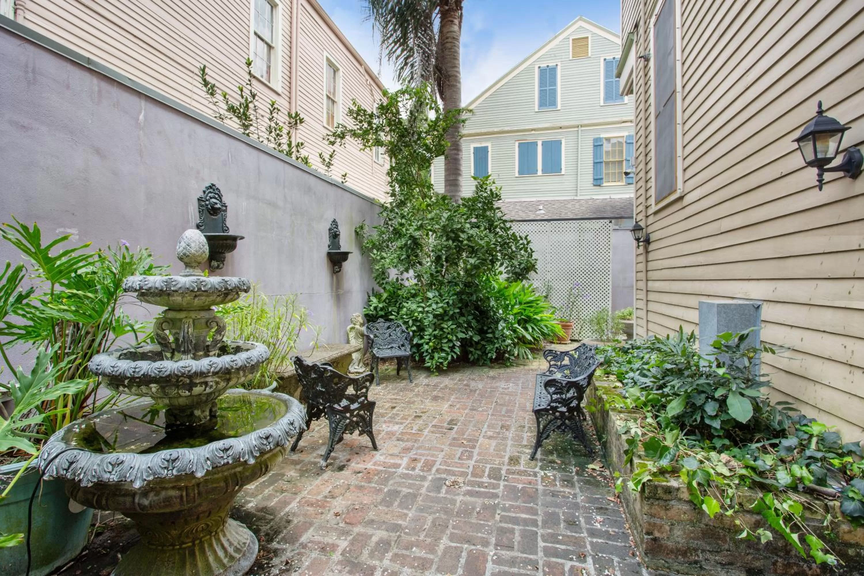 Patio in Maison Perrier Bed & Breakfast