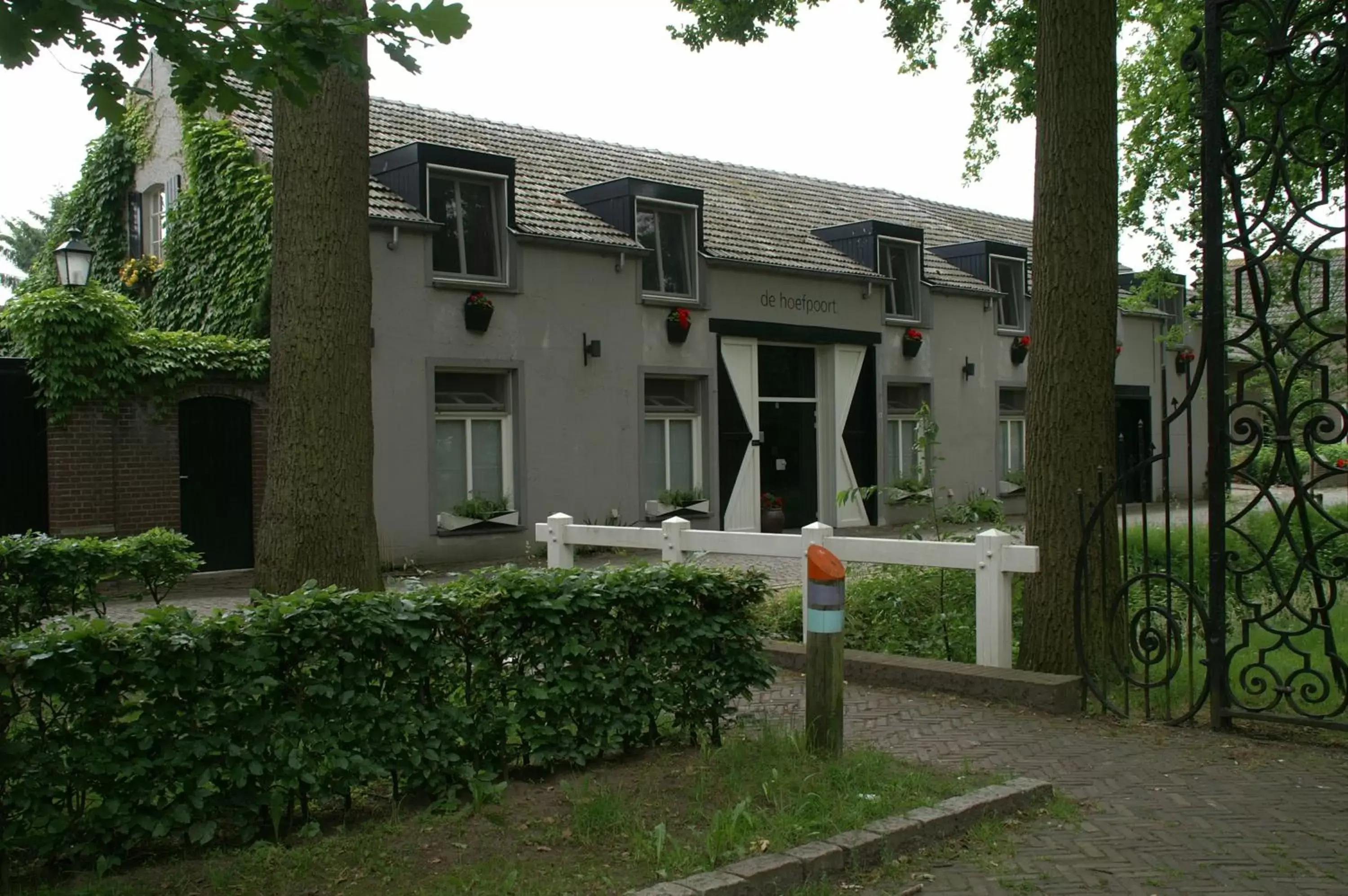 Facade/entrance, Property Building in Hotel De Hoefpoort