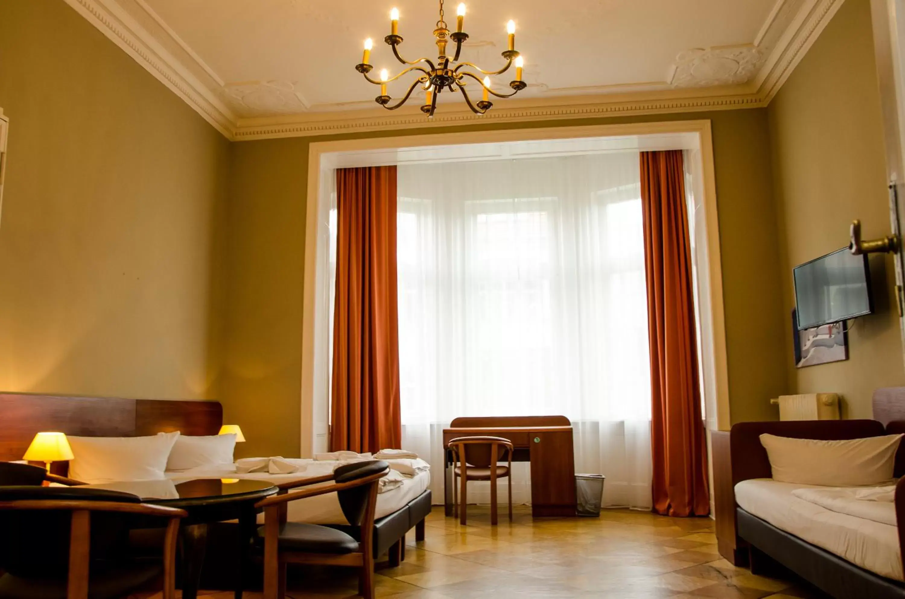 group of guests, Seating Area in Hotel Astrid am Kurfürstendamm