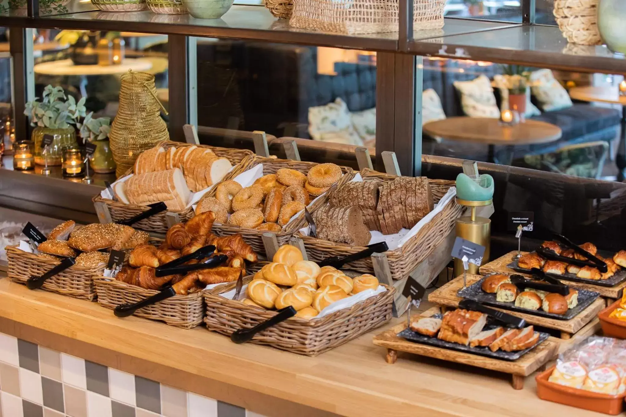 Restaurant/places to eat in Van der Valk Hotel Eindhoven Restaurant/places to eat in Van der Valk Hotel Eindhoven