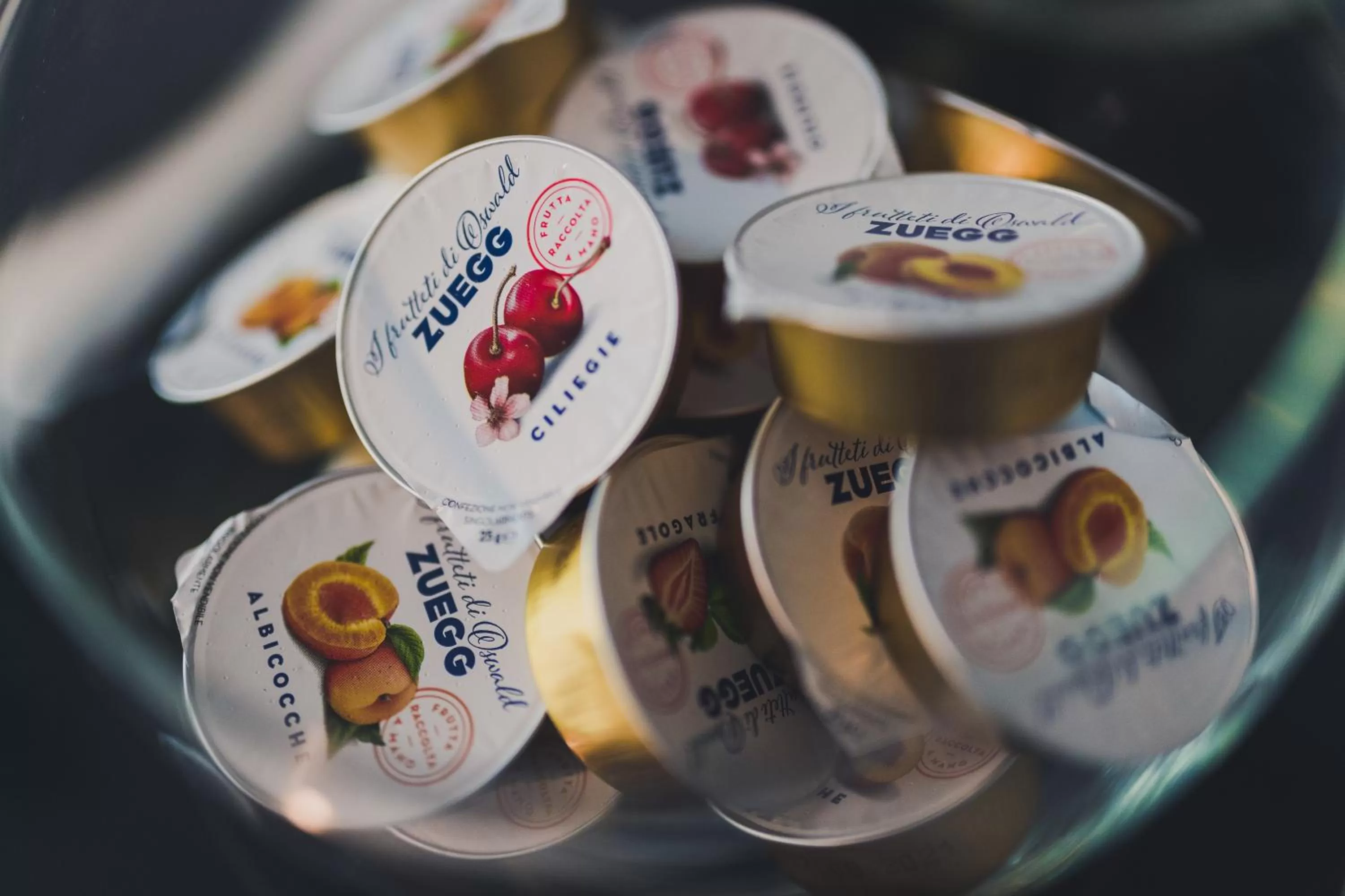 Continental breakfast in Trip Room & Breakfast