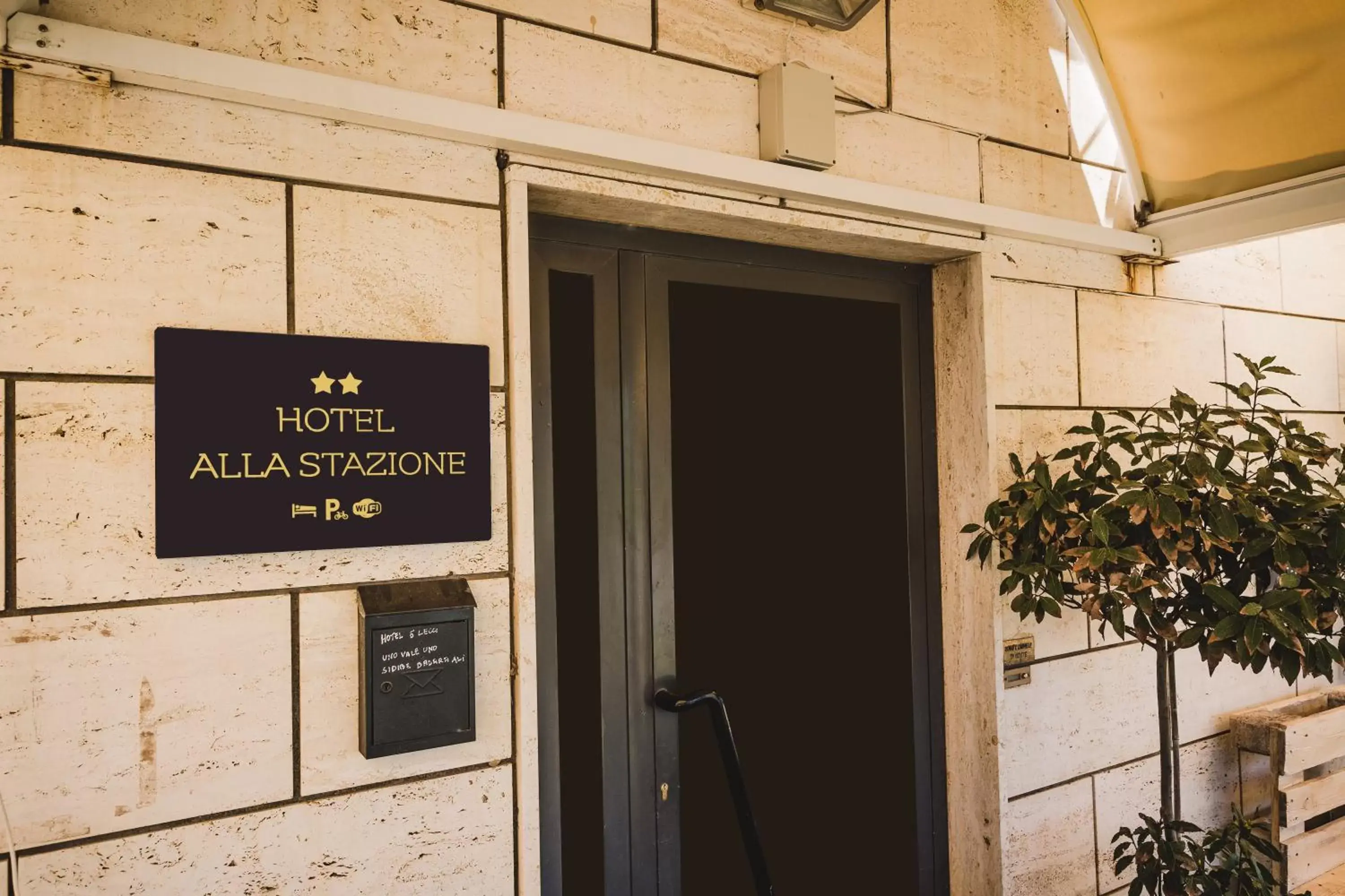 Facade/entrance in Hotel alla stazione - Venturina Terme