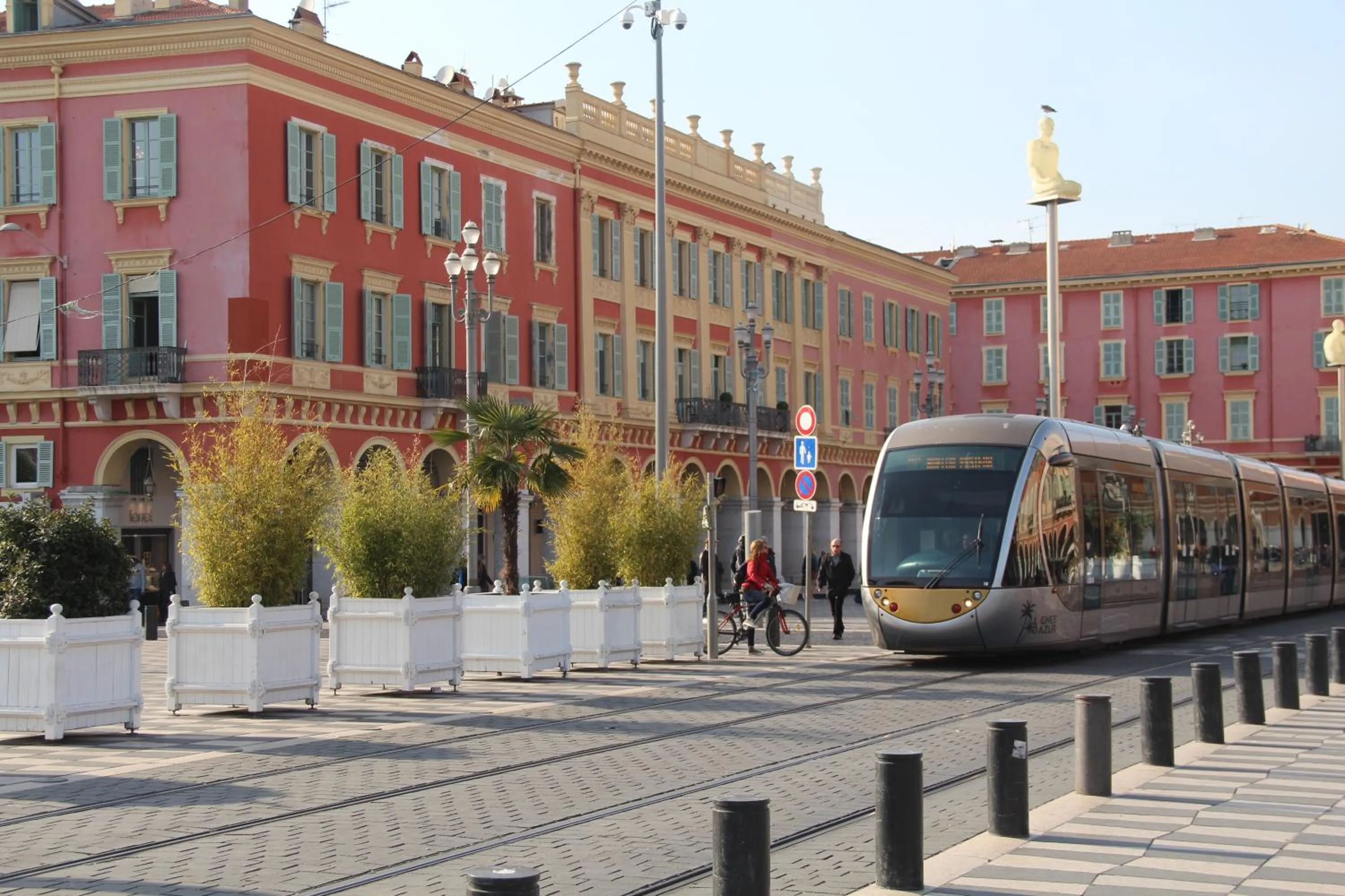 Nearby landmark in Hôtel Le Seize, Nice Centre
