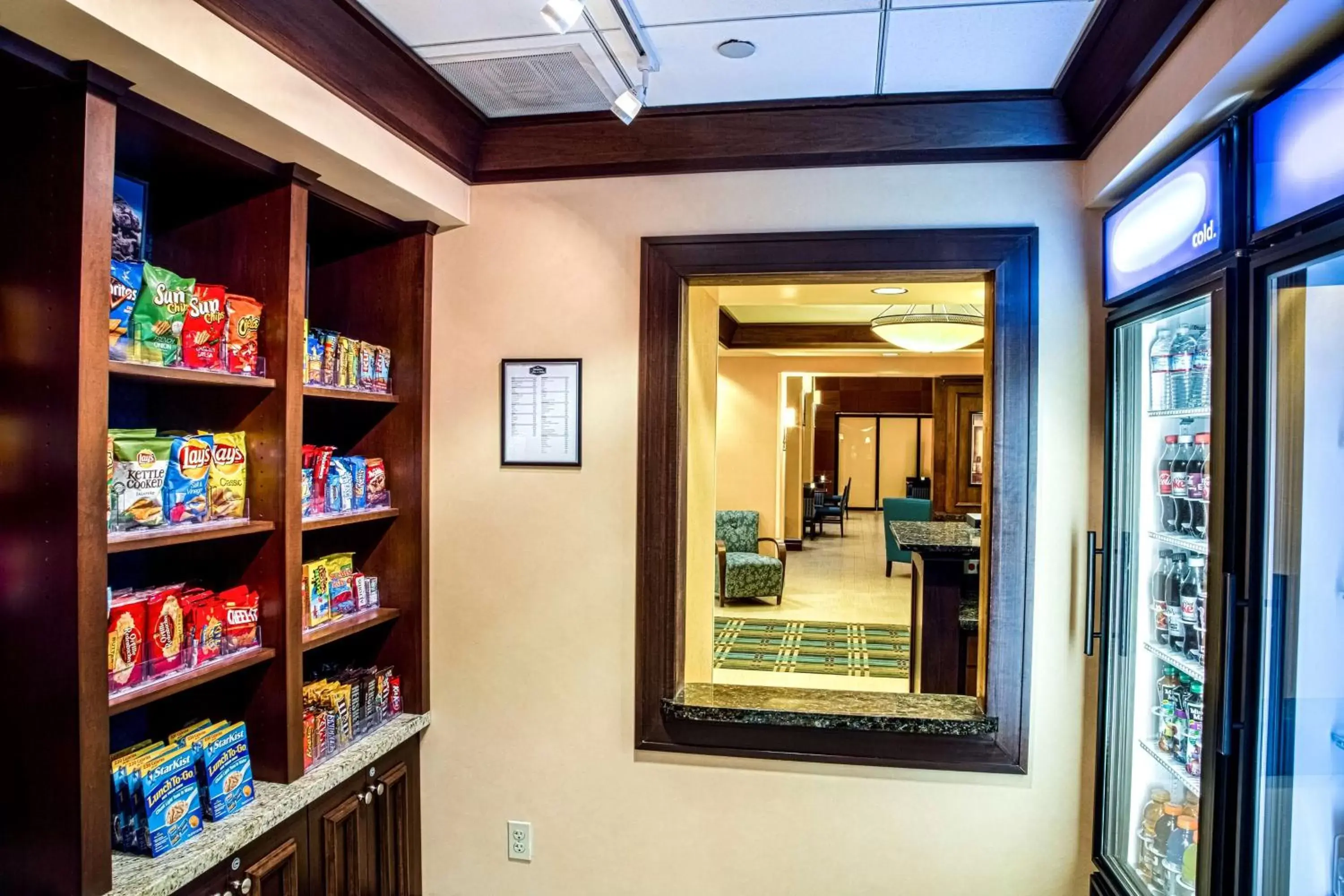 Restaurant/places to eat in Hampton Inn & Suites Sacramento-Elk Grove Laguna I-5 Restaurant/places to eat in Hampton Inn & Suites Sacramento-Elk Grove Laguna I-5